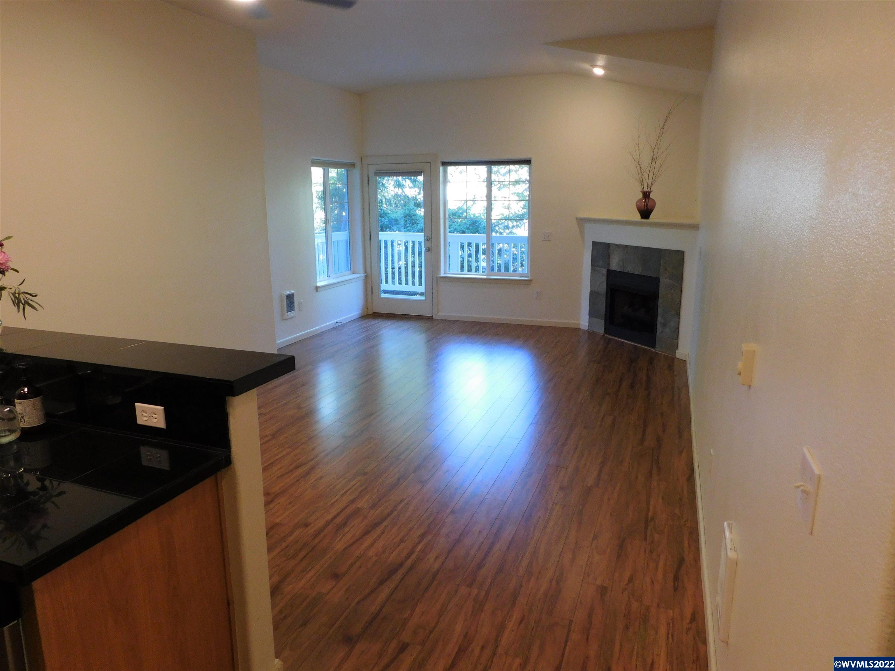 6298 SW Grand Oak (#H-204) Dr