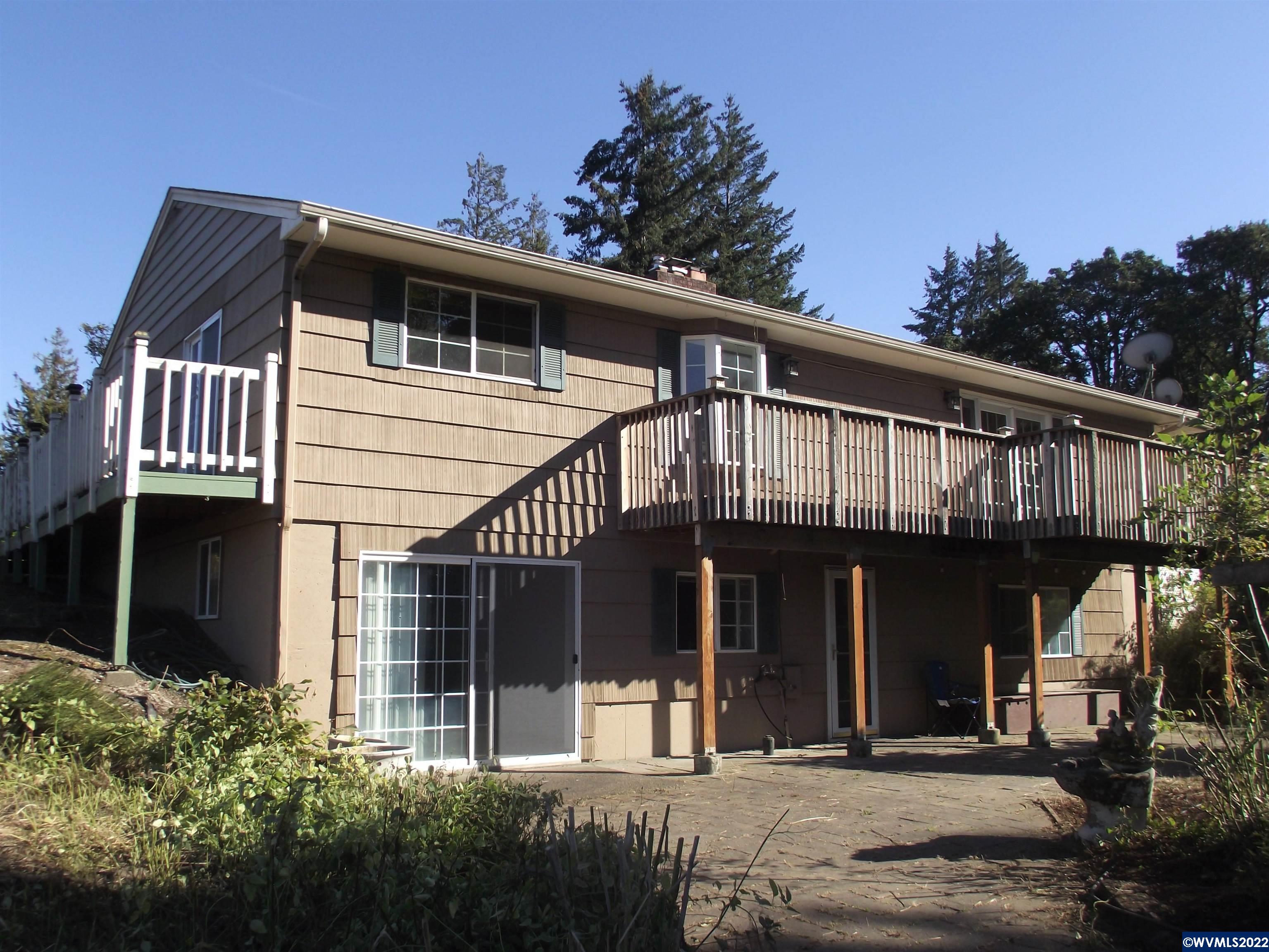 34114 Riverside Dr SW