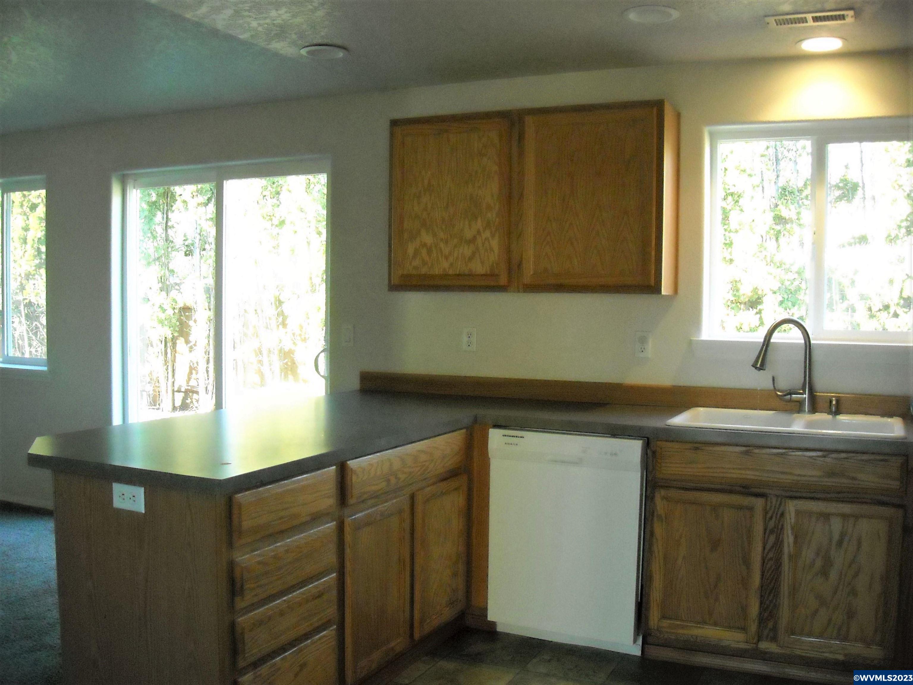 8838 NE Cori Ct