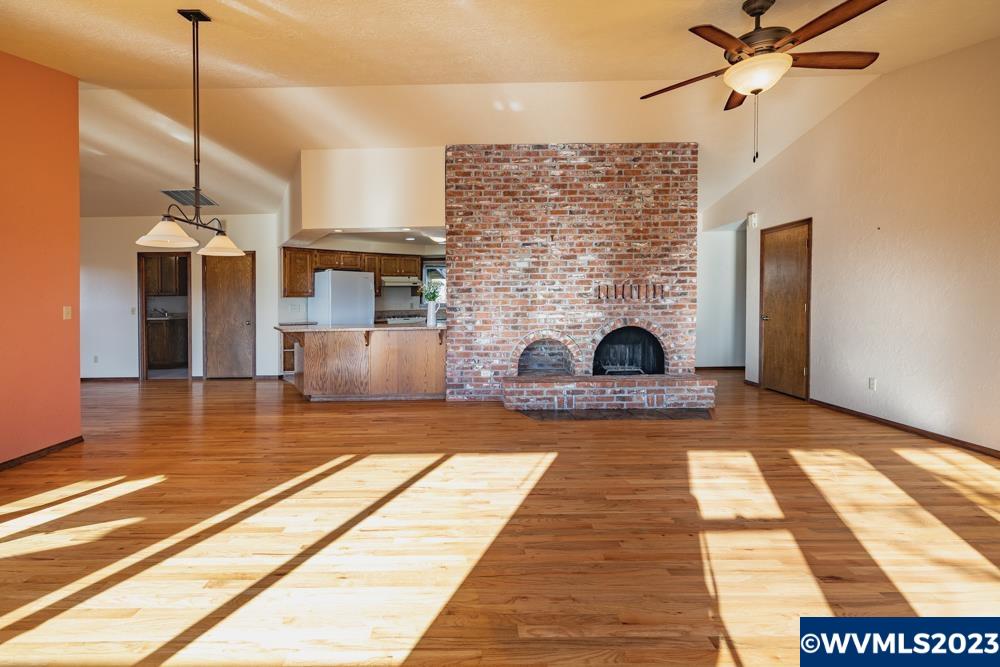 3312 Southwood Dr