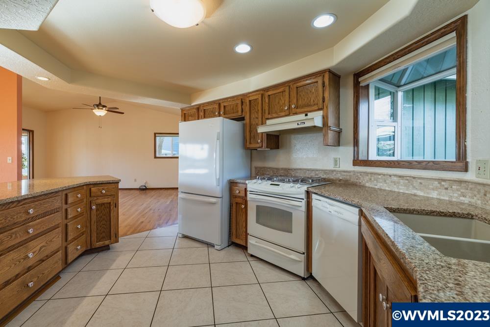 3312 Southwood Dr