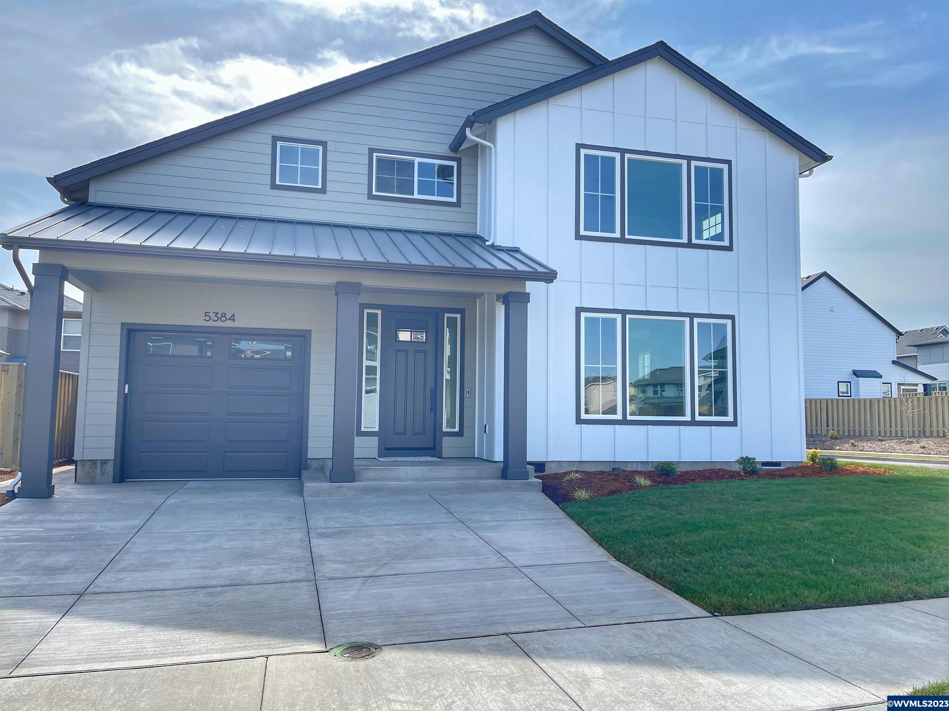Move-in ready today!  Brand New Construction by Legend Homes & beautiful new Corvallis neighborhood. The “Chapman”. Open main floor with fantastic kitchen with large island and quartz counters. 3 spacious bdrms, large main suite &  Views!  Covered patio. Finished backyard.   Desirable floorplan inc. main level living with Master Suite on main level! Sq ft. does not include 200+/- large storage room. Grn built, energy efficient and extended home warranty. Tour today.