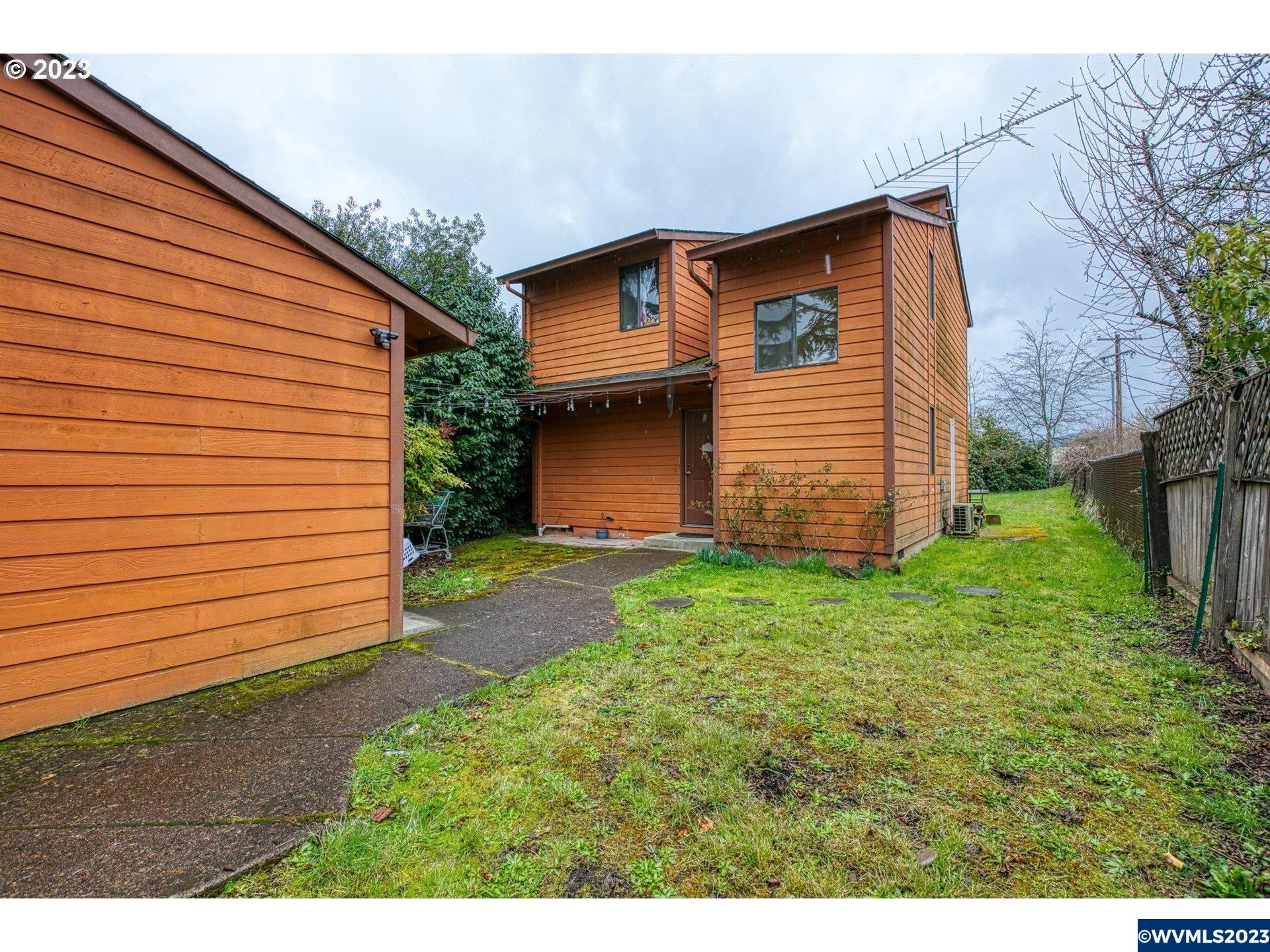 1807 NW Grant St, Corvallis, OR 97330