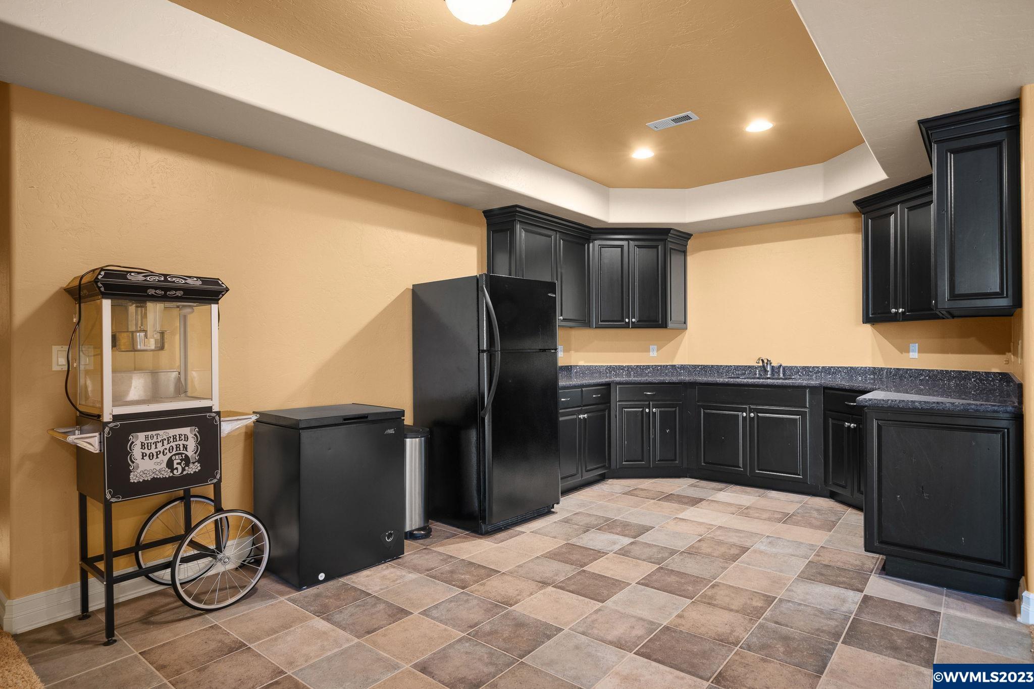 3485 NW Dimple Hill Rd