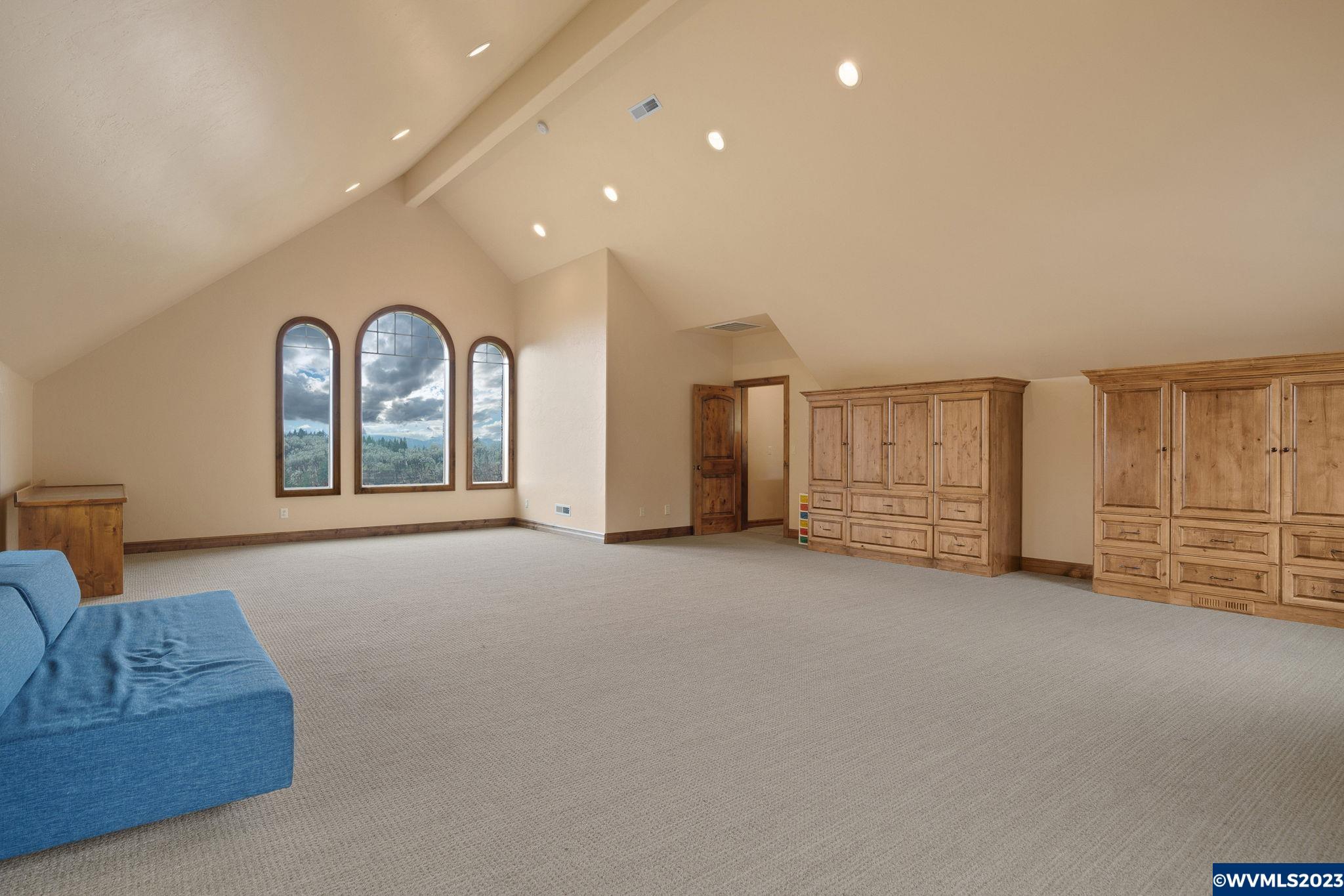 3485 NW Dimple Hill Rd