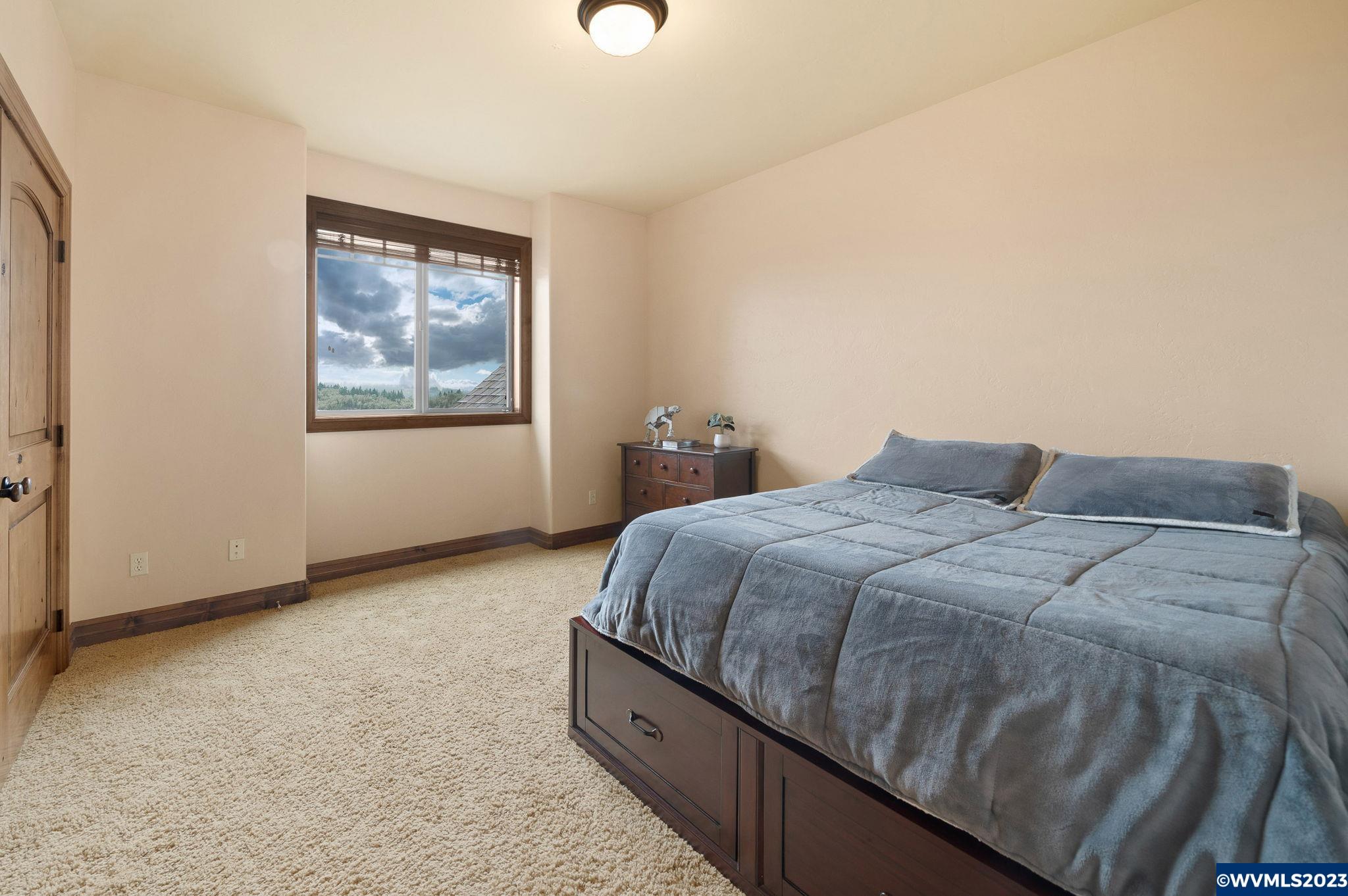 3485 NW Dimple Hill Rd