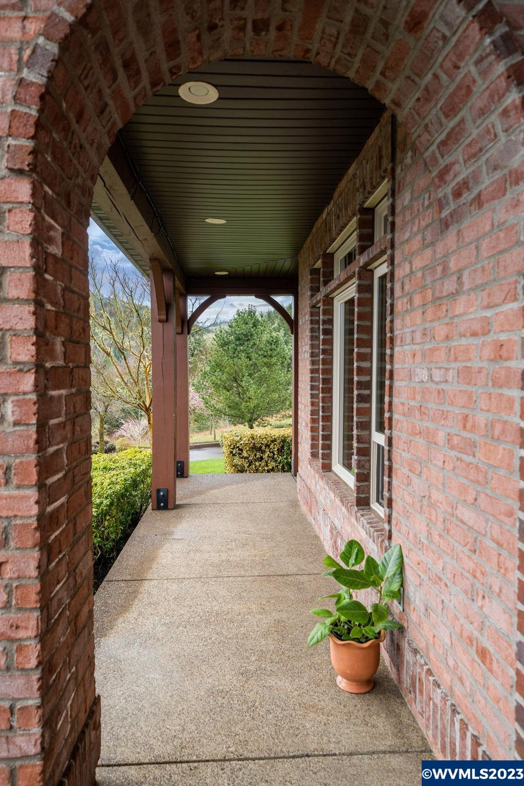3485 NW Dimple Hill Rd