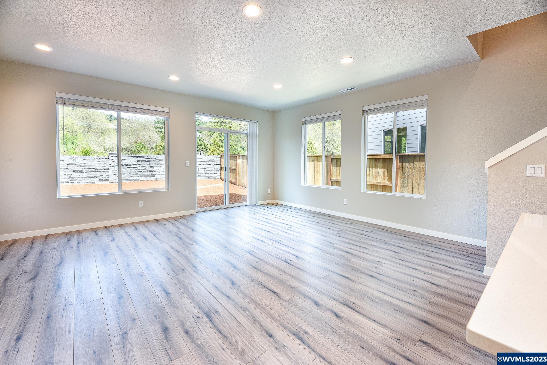5941 NW Torchcrest Pl