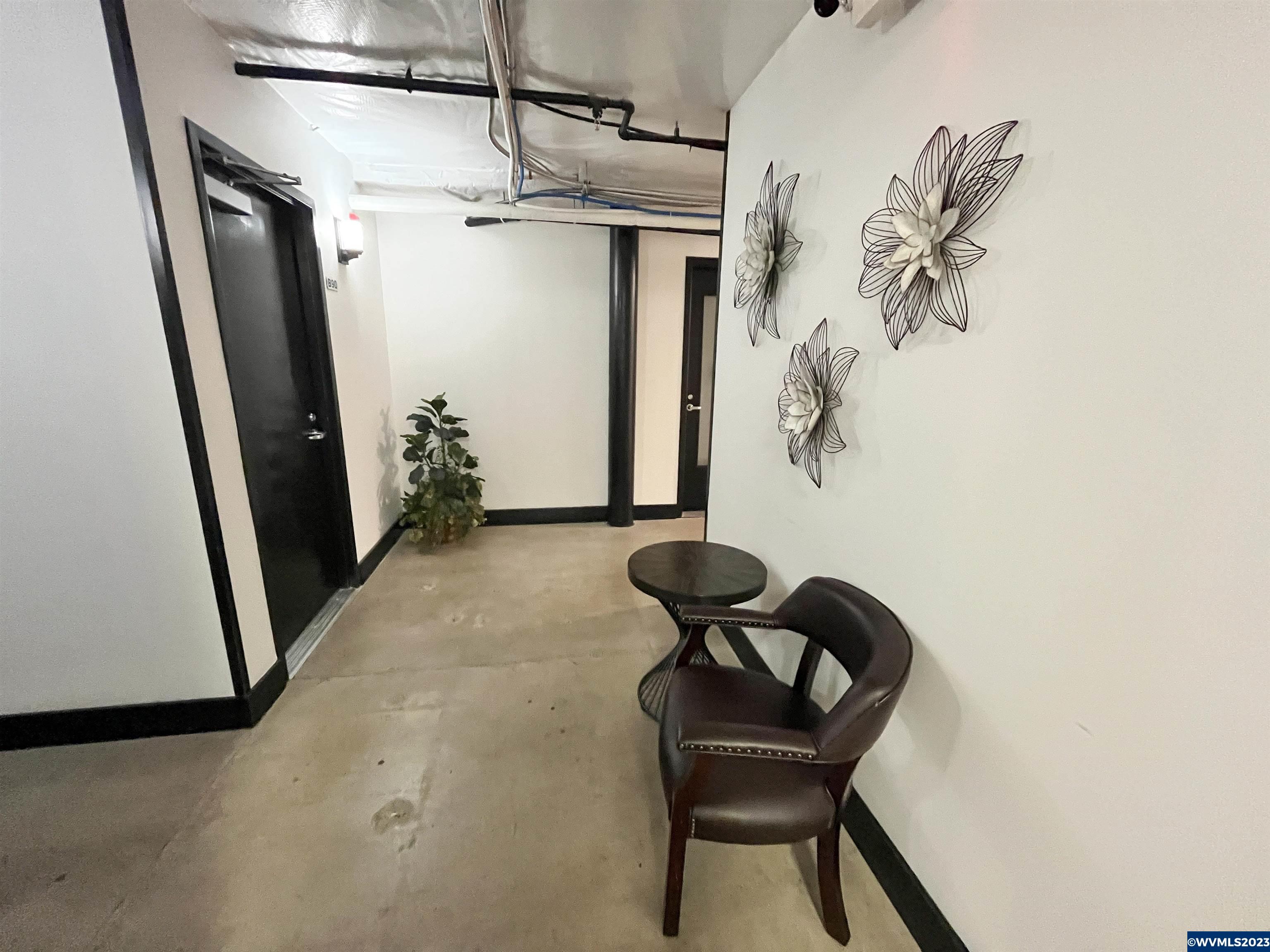 249 Liberty (B20) St NE
