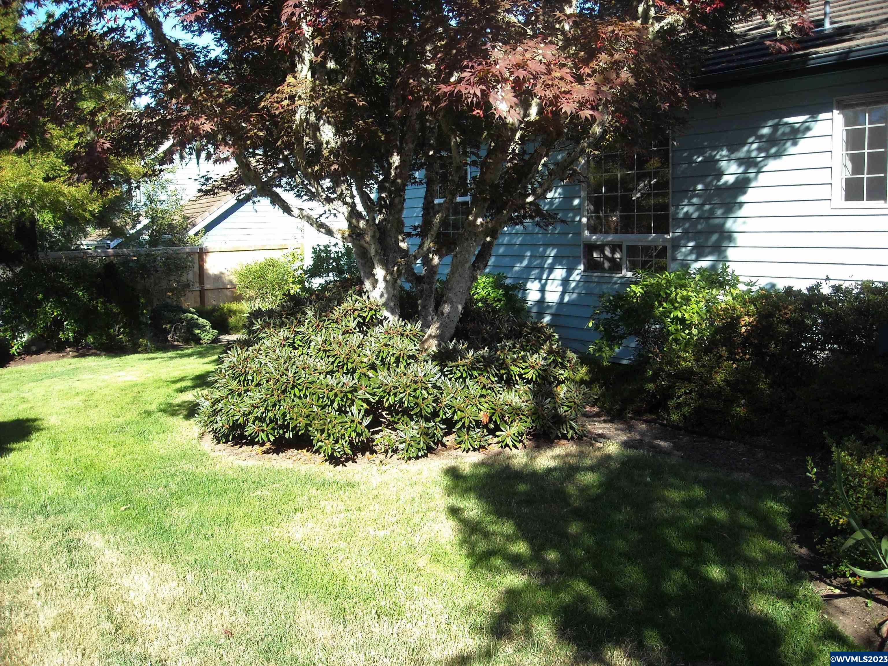 2548 NW Kinderman Dr