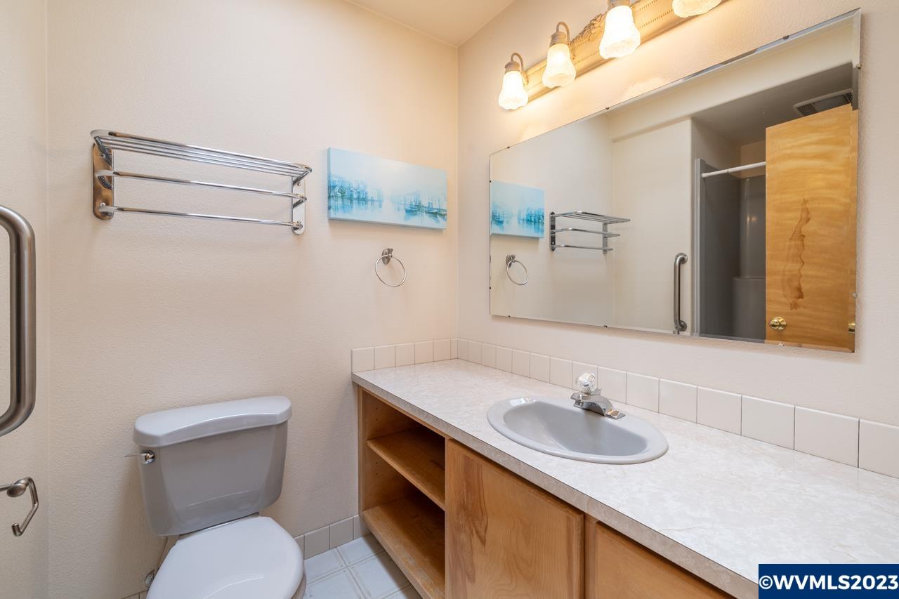 1483 Fern Ln
