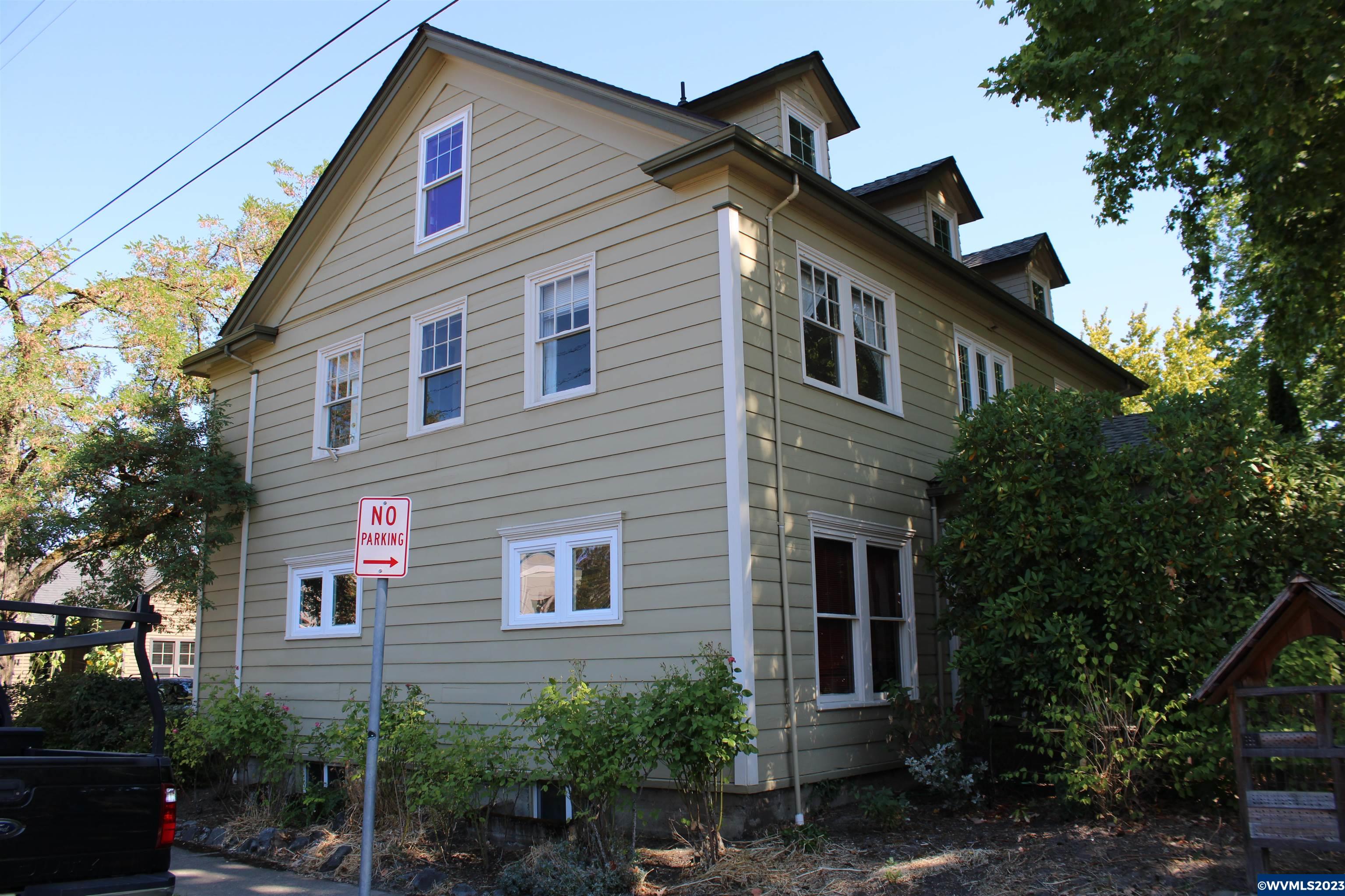 563 SW Jefferson Av
