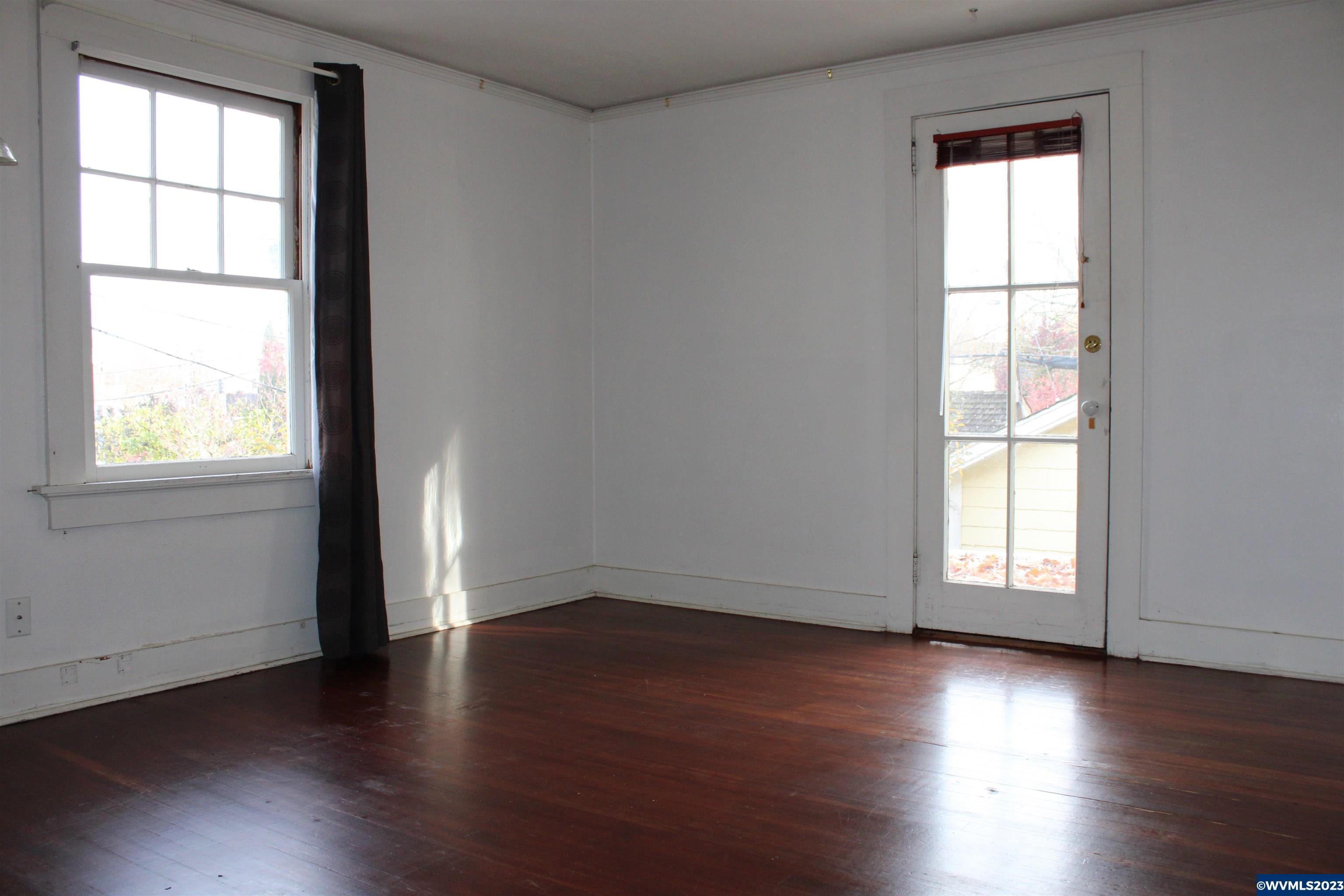 563 SW Jefferson Av
