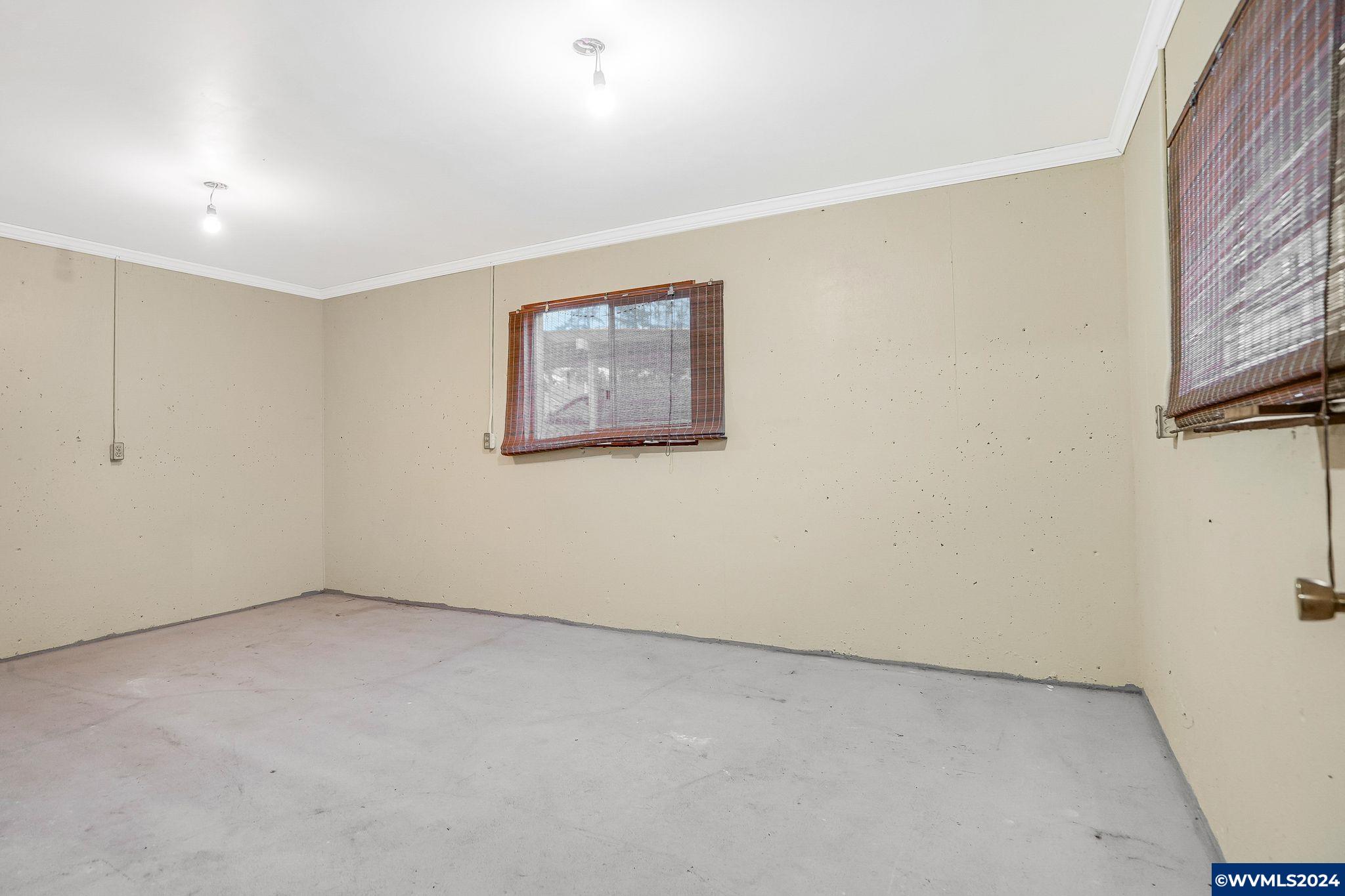 125 Cherry, Silverton OR 97381 Harcourts North America