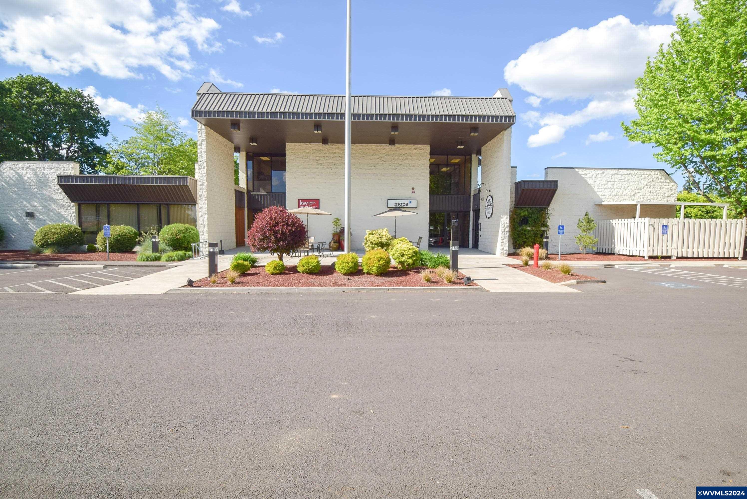 1900 Hines (206) St SE