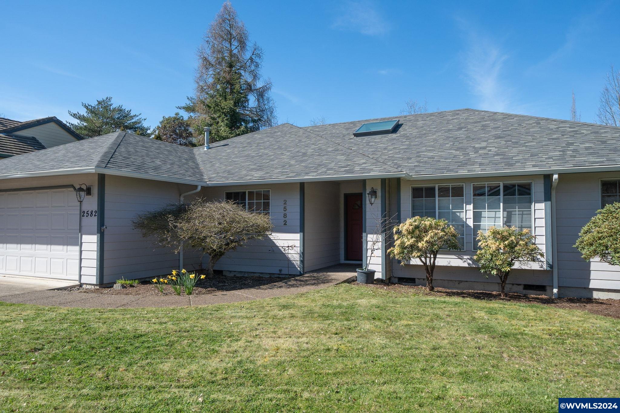 2582 NW Acey Wy