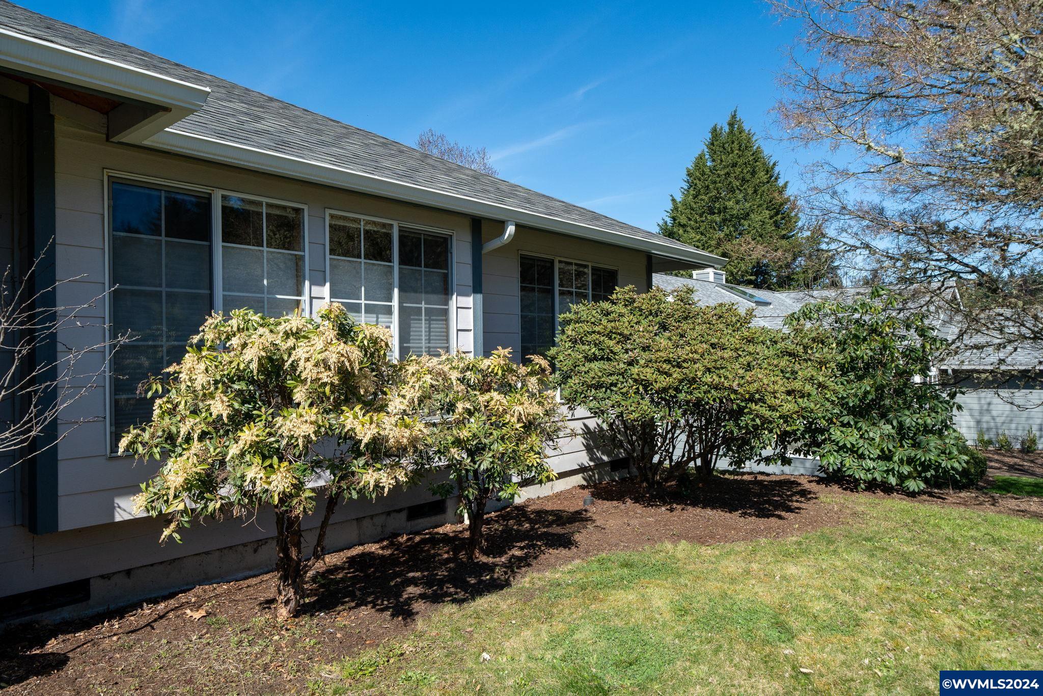 2582 NW Acey Wy