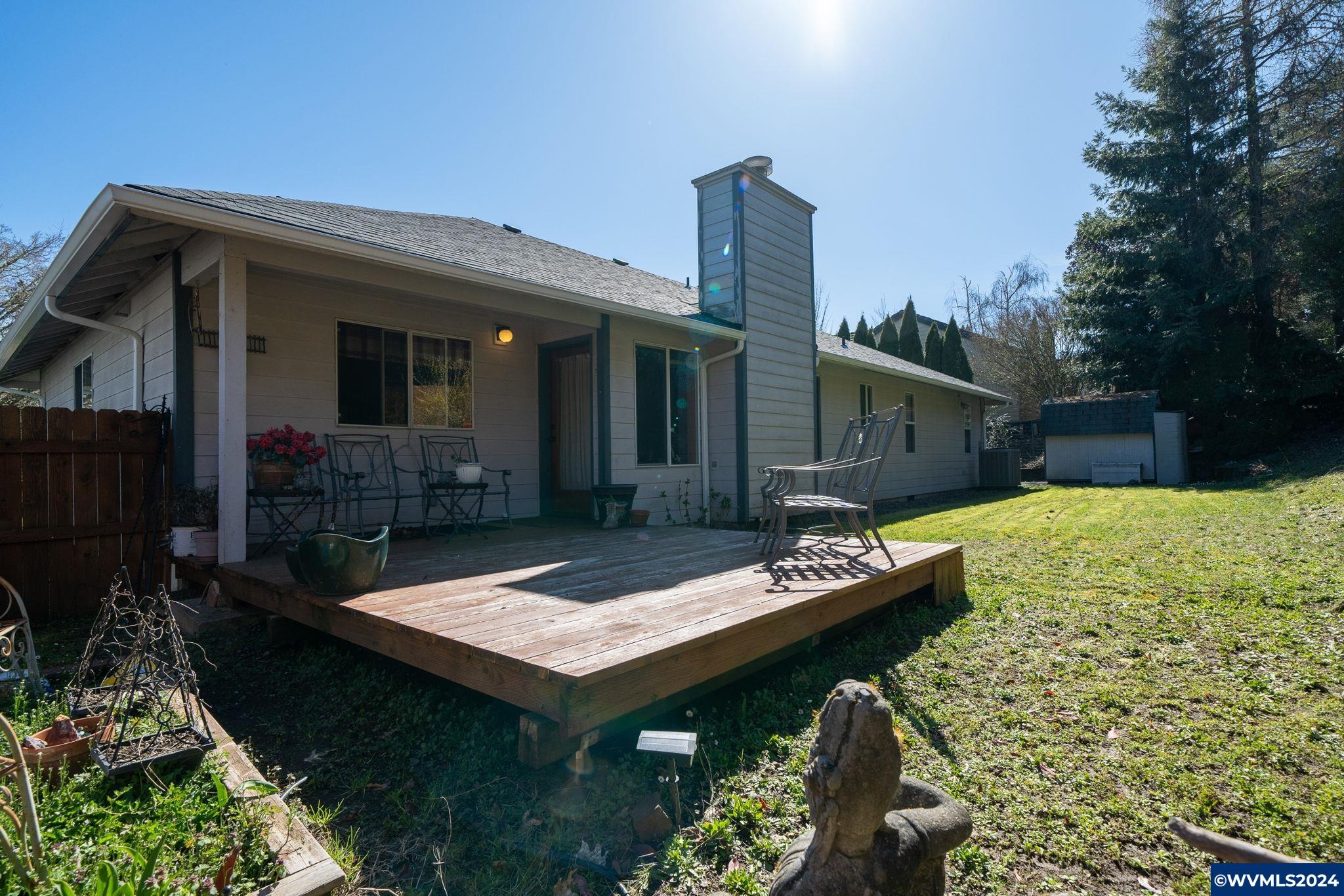 2582 NW Acey Wy