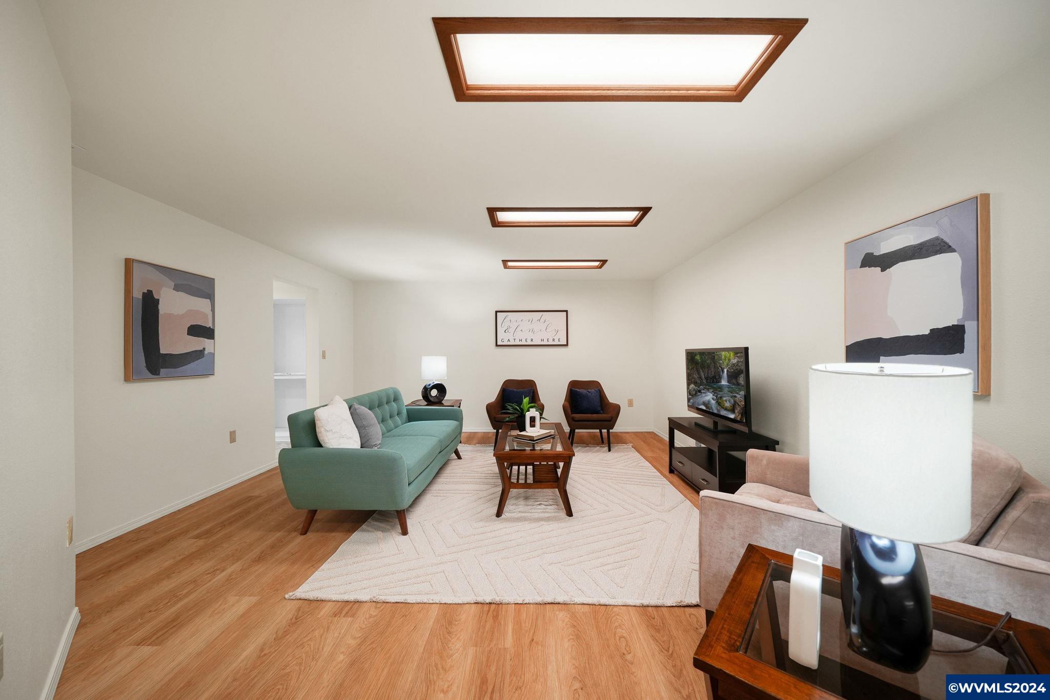 3003 Southwood Dr