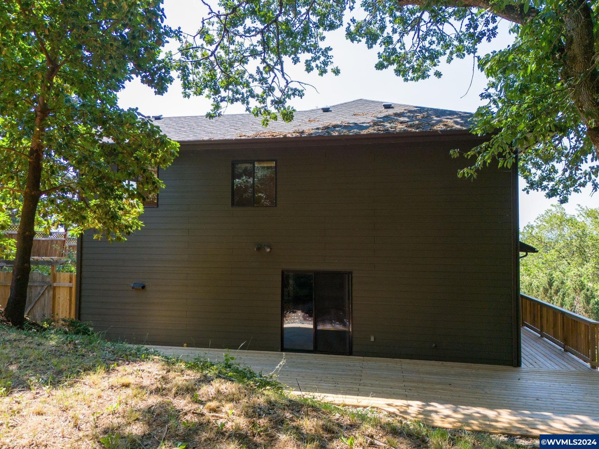 3003 Southwood Dr