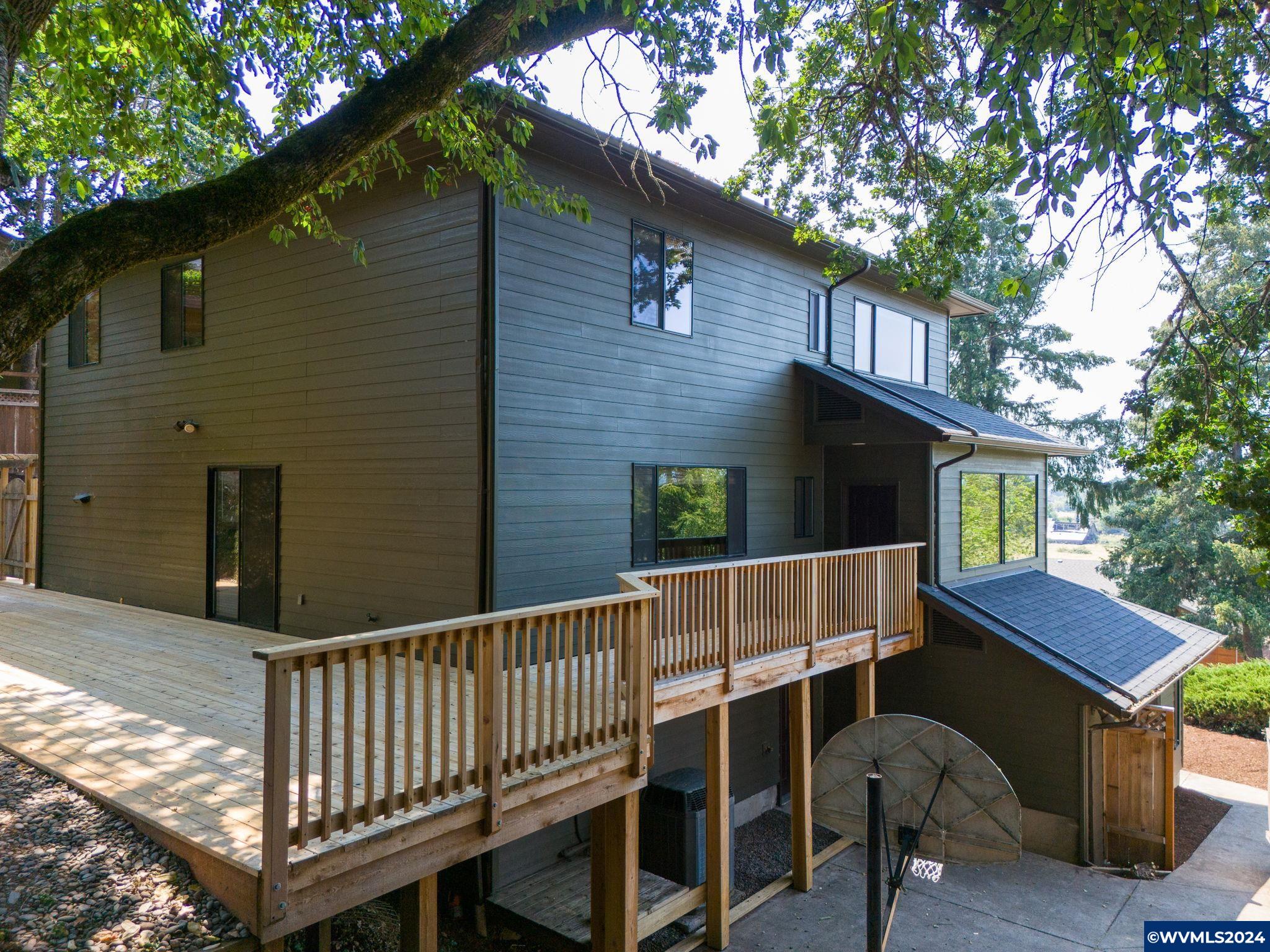3003 Southwood Dr