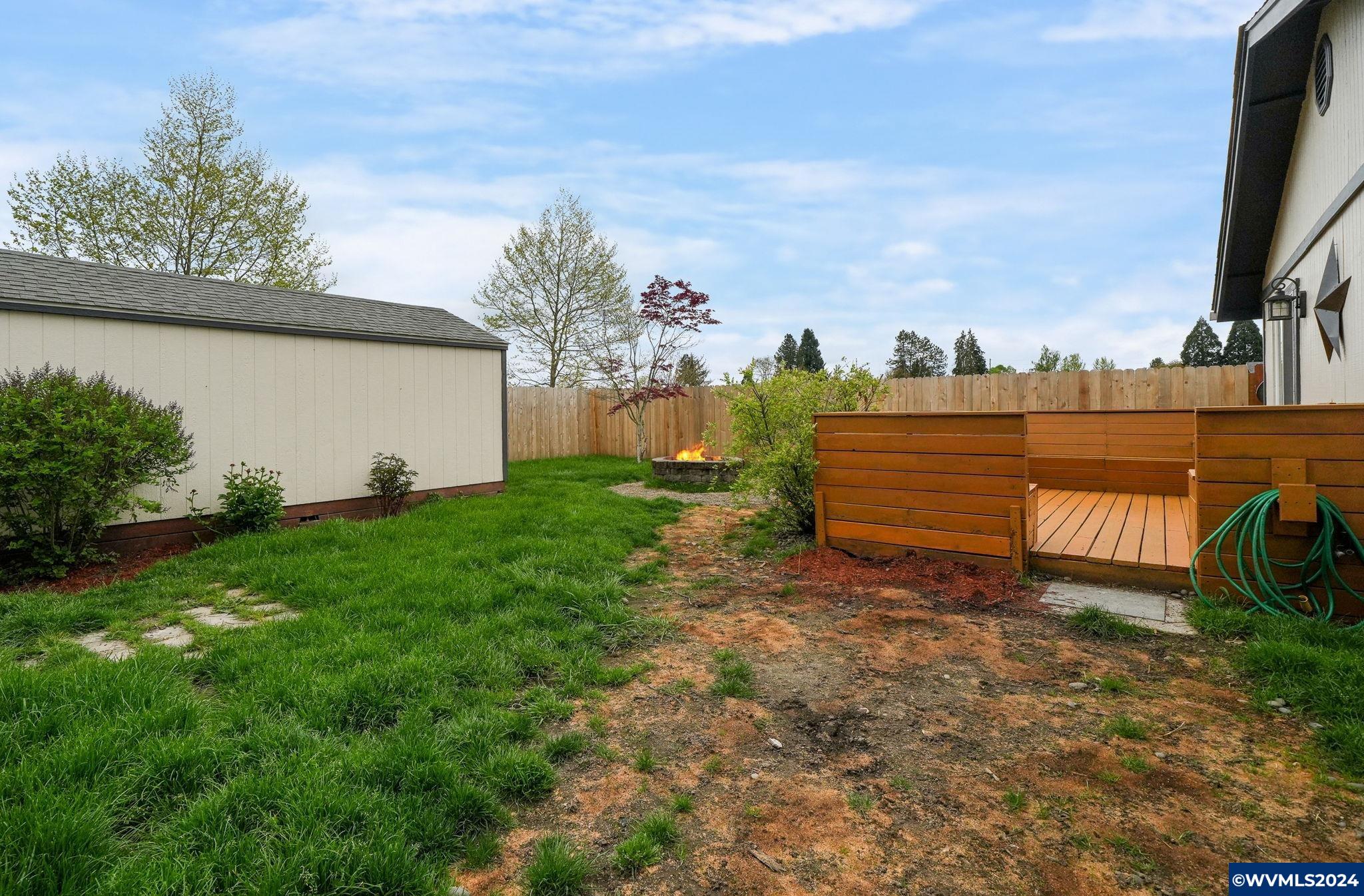 3613 Tudor Wy SE
