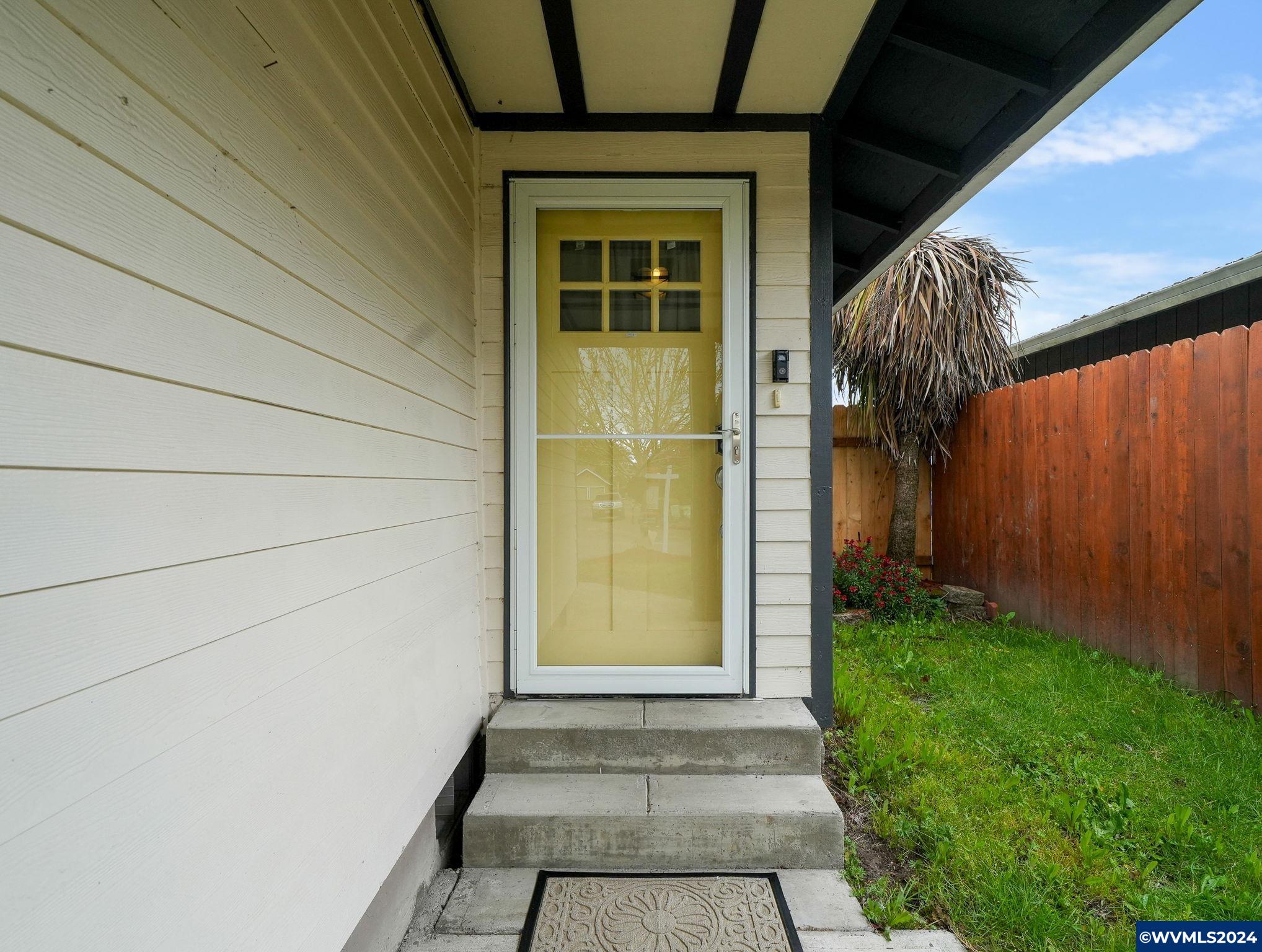 3613 Tudor Wy SE