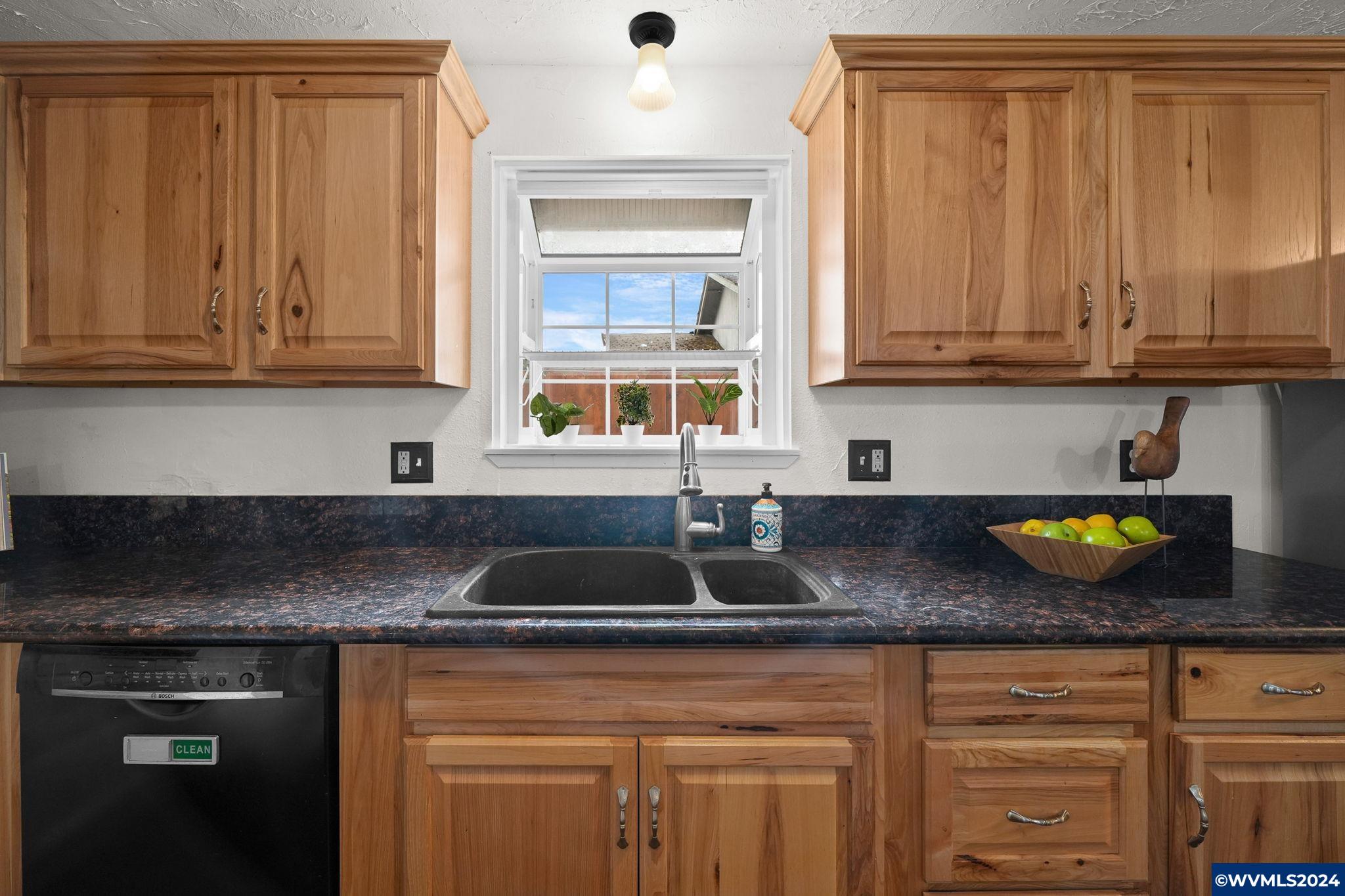 3613 Tudor Wy SE