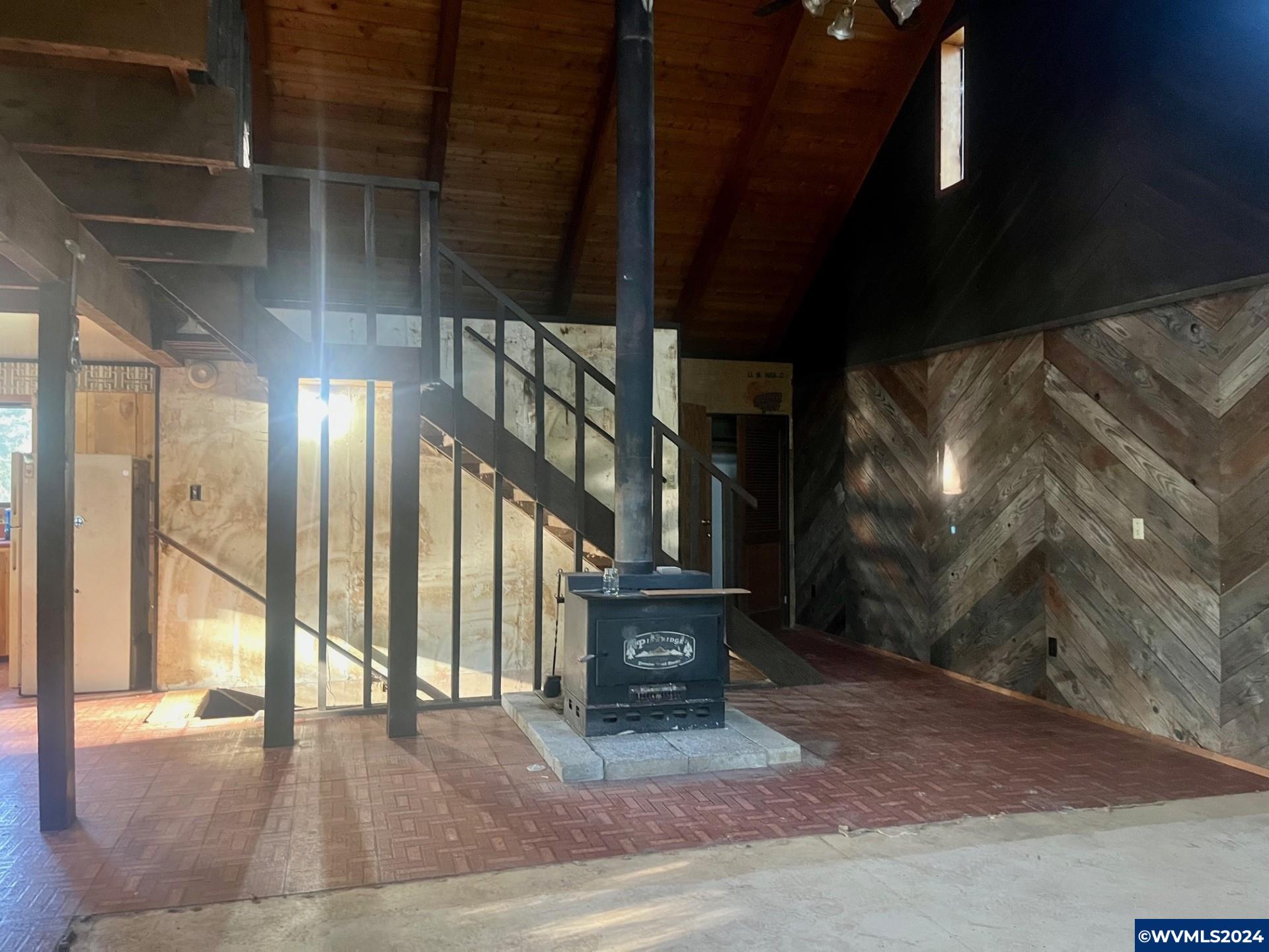 35212 Kings Valley Hwy