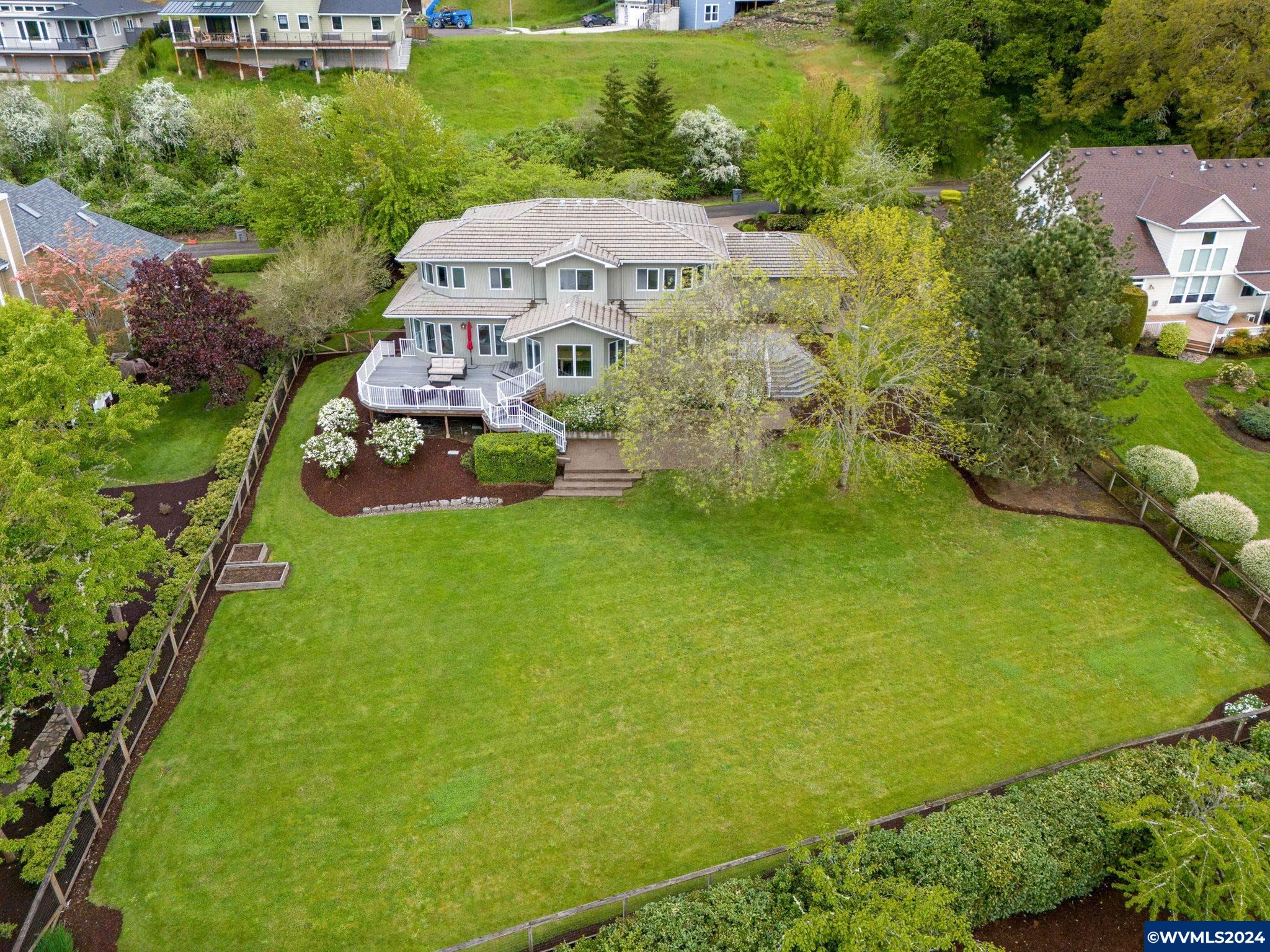 2628 SW Brooklane Dr