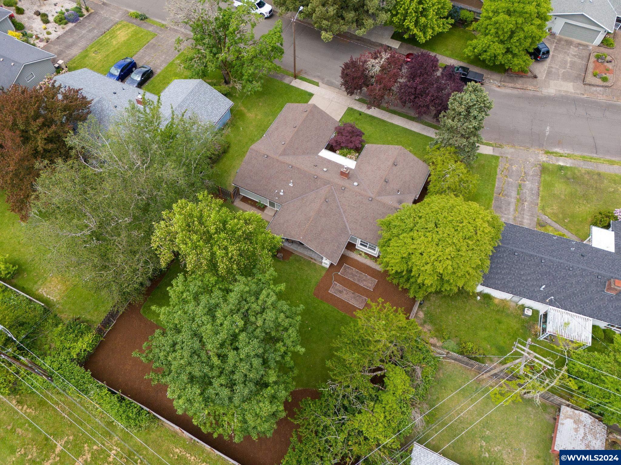 2504 NW Mulkey Av