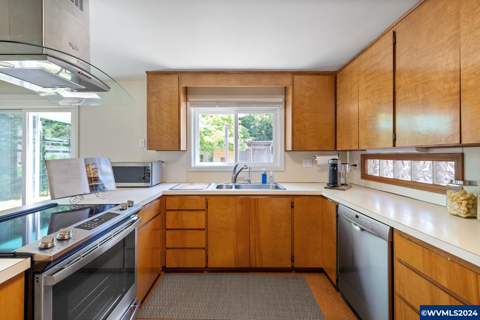 1125 NW 17th St