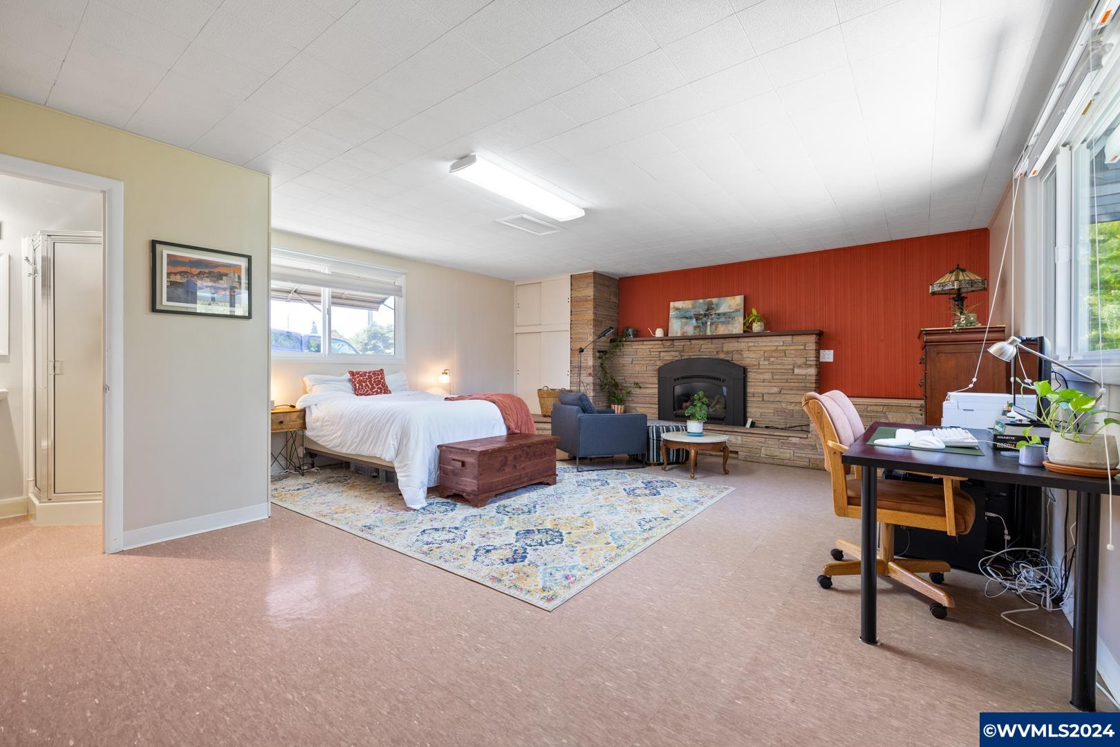 1125 NW 17th St