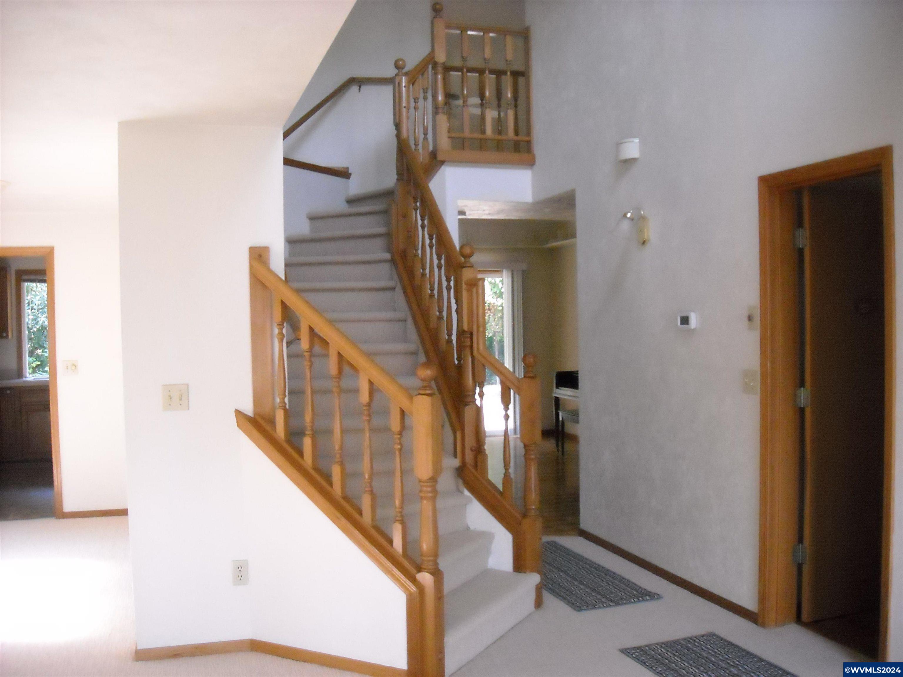 1540 SW Birdie Dr