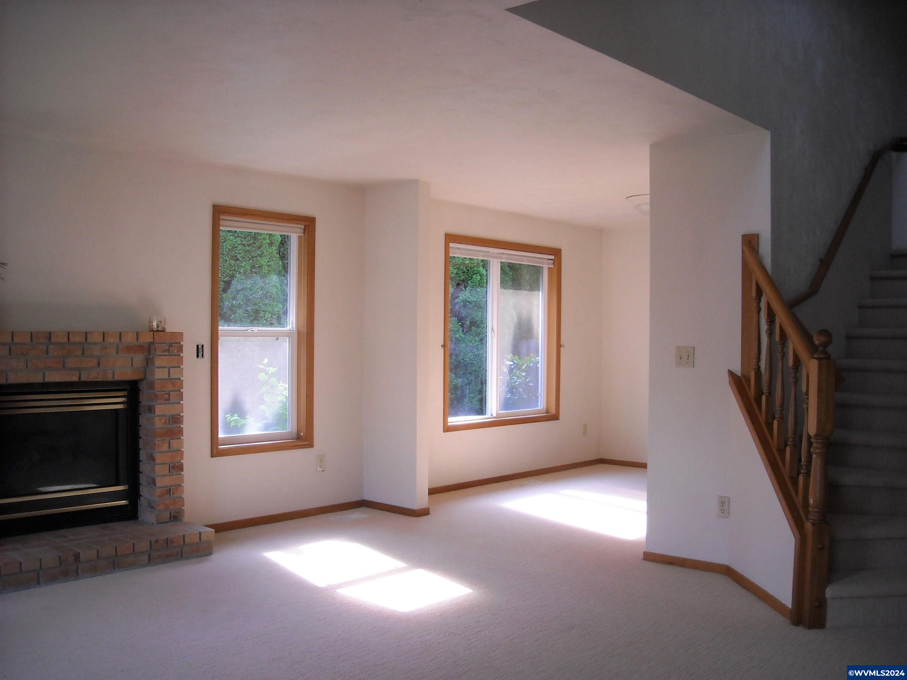 1540 SW Birdie Dr