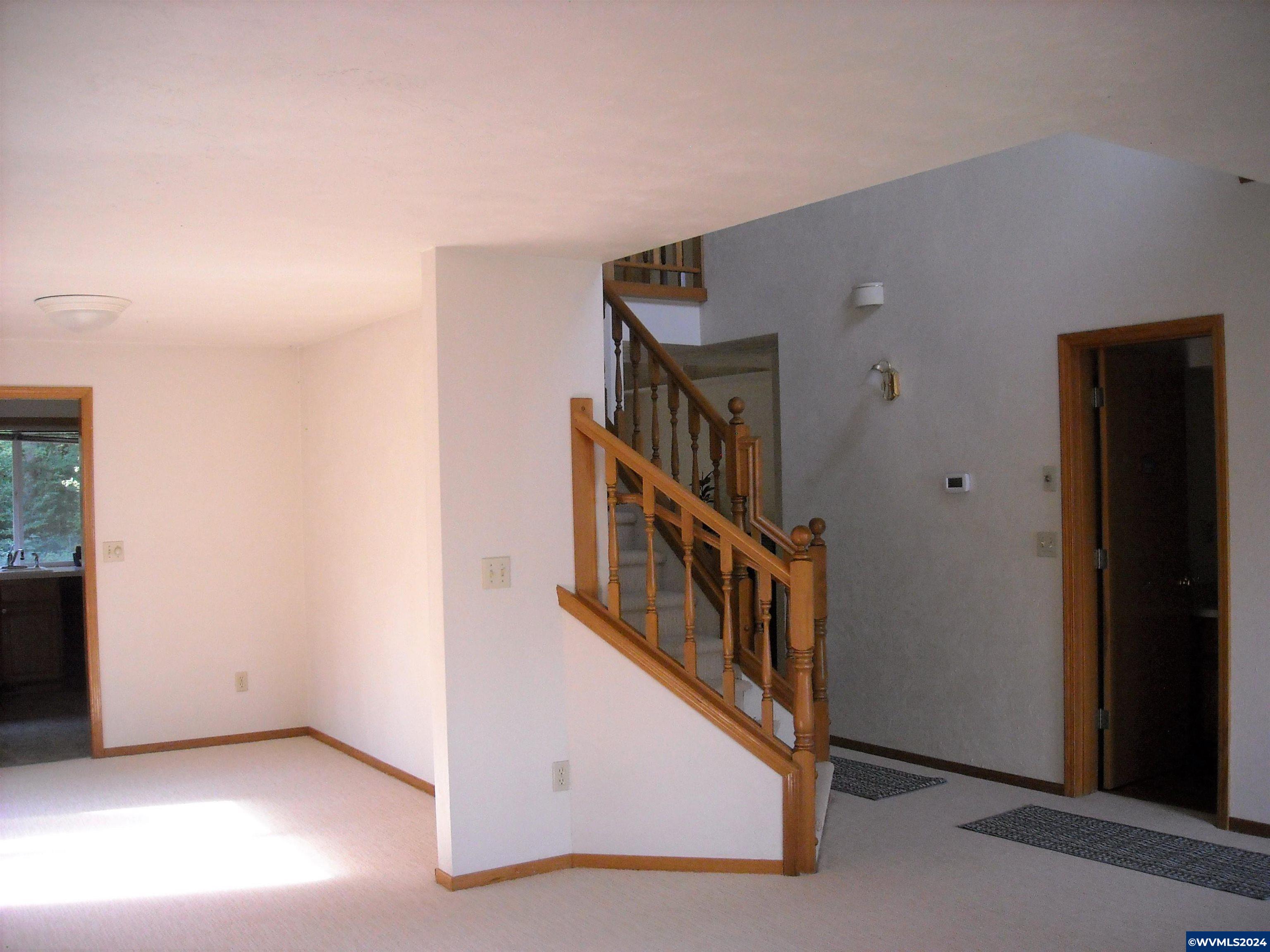 1540 SW Birdie Dr