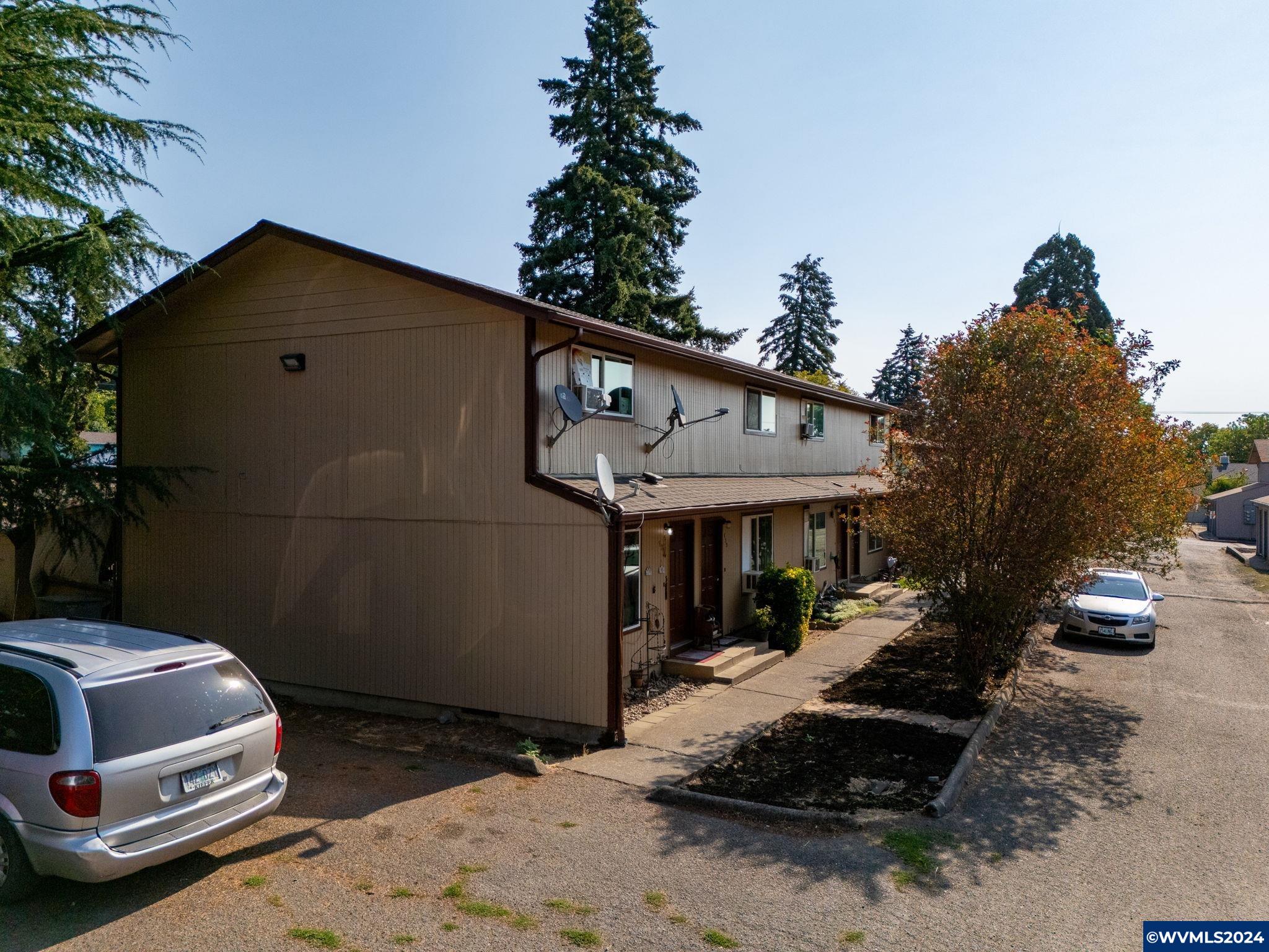 131 N 7th (-137) St