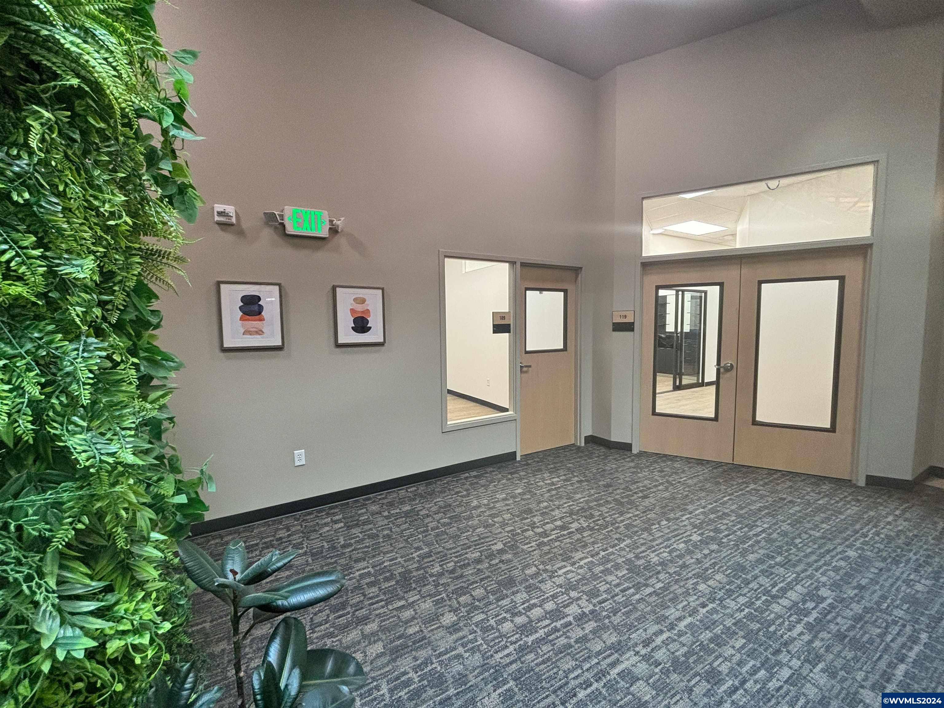 223 Commercial (160-D) St NE