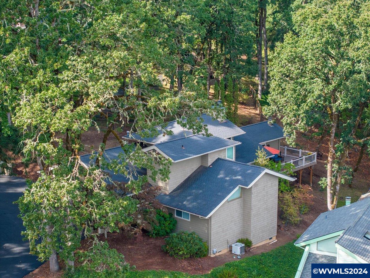 2624 NW Lupine Pl