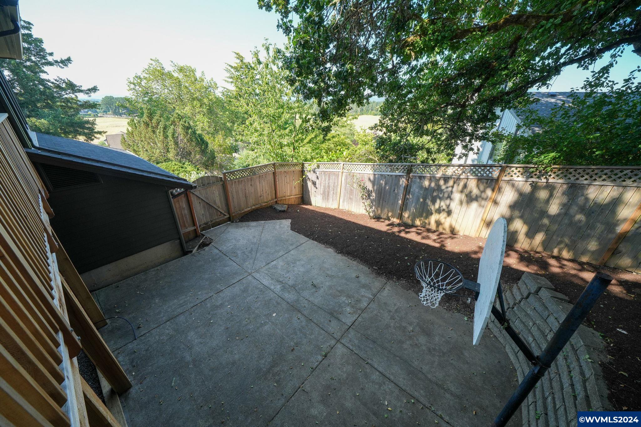 3003 Southwood Dr