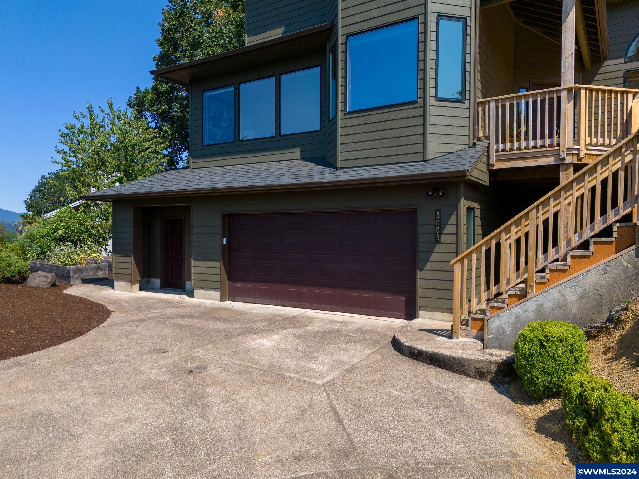 3003 Southwood Dr