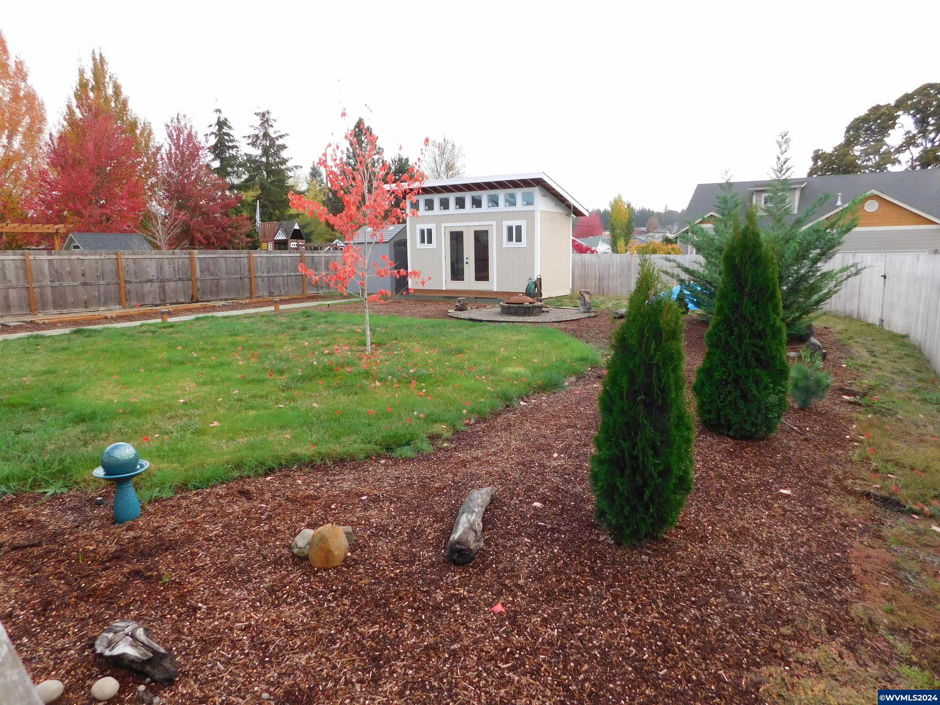 3418 Oak Grove Wy NW