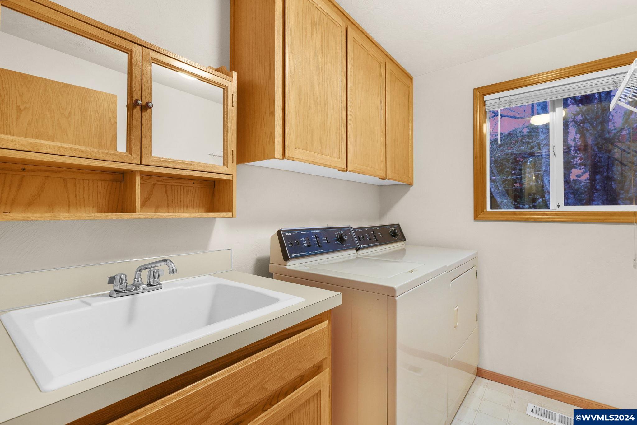2608 NW Legacy Pl
