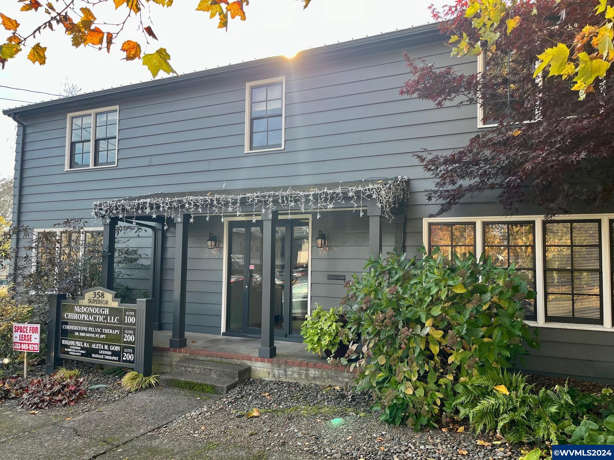 358 Superior (Ste C & D) St SE