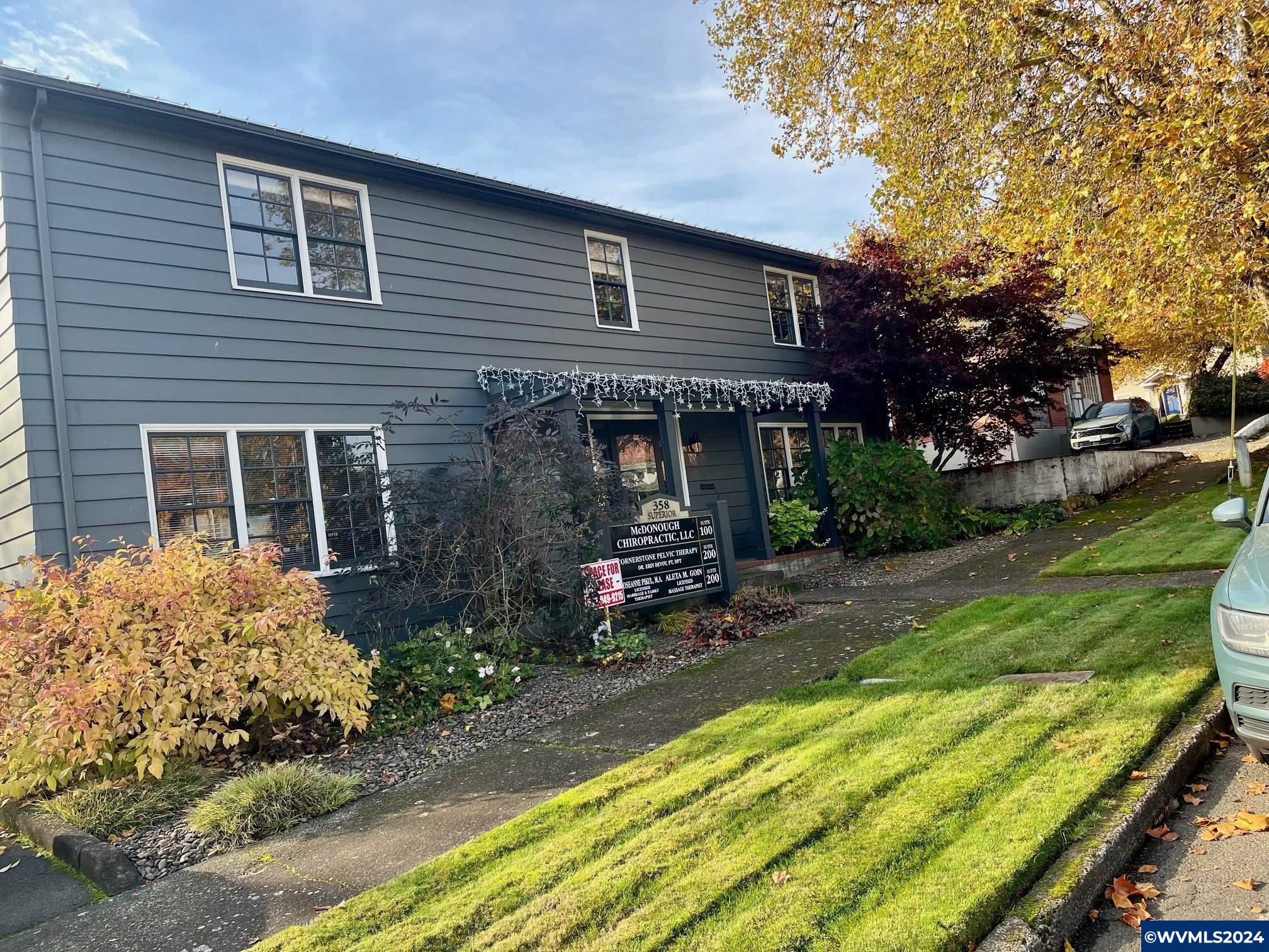 358 Superior (Ste D) St SE