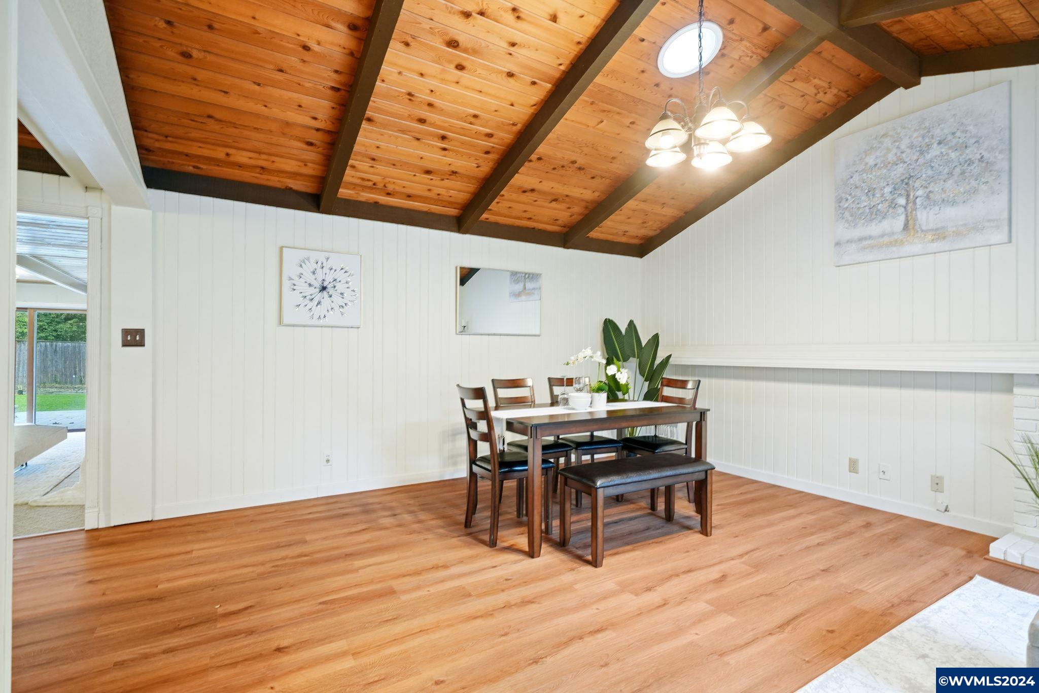 3801 NW Van Buren Av