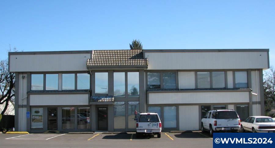 5024 Commercial St SE