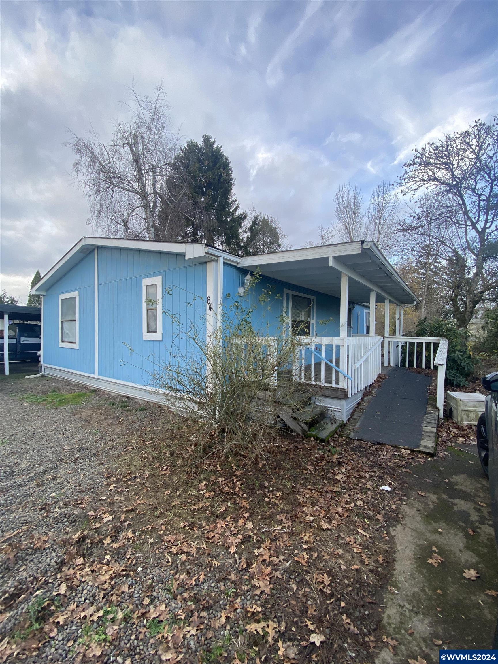 1905 Waverly Dr SE