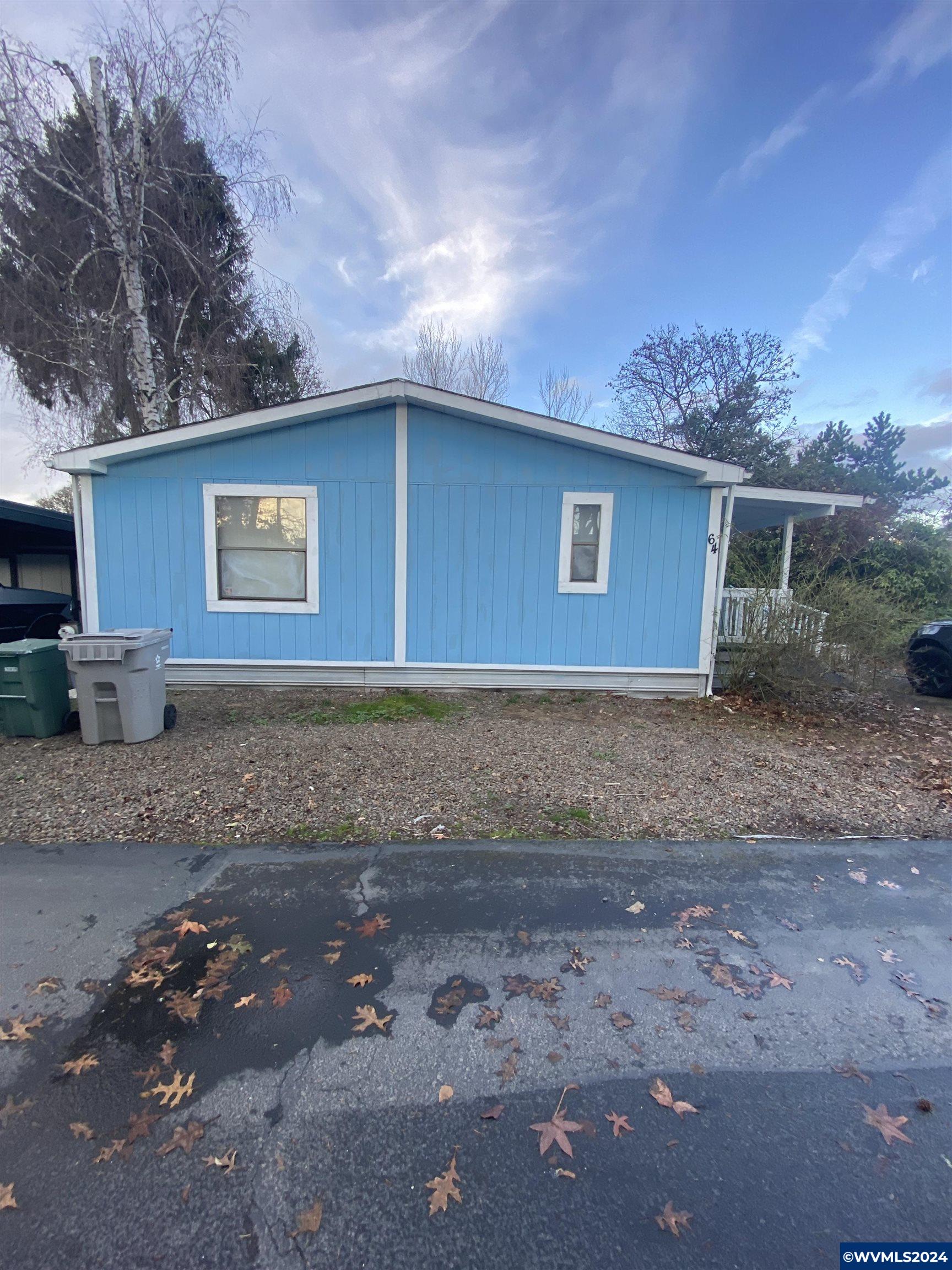 1905 Waverly Dr SE
