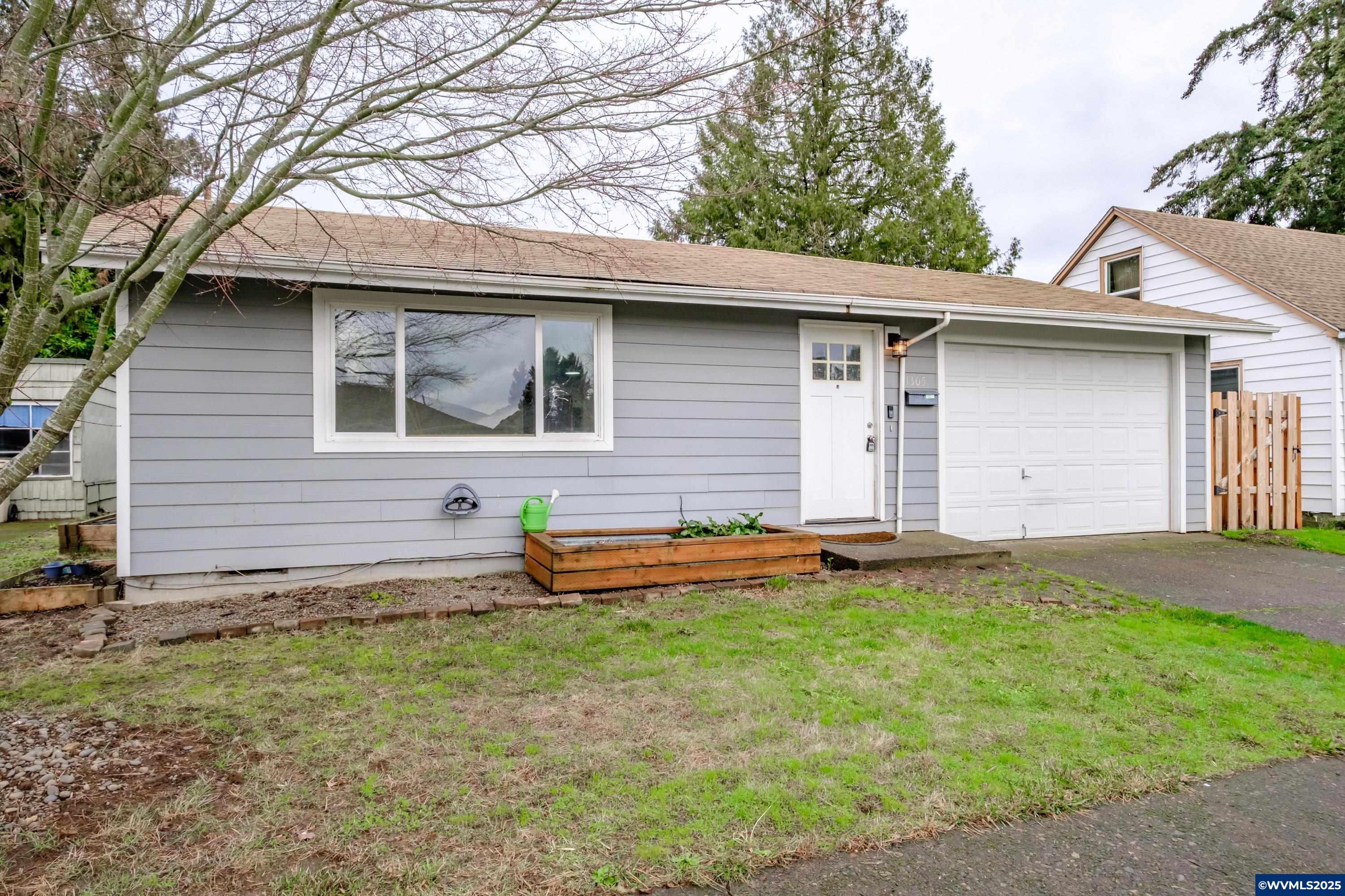 1305 15th Av SW